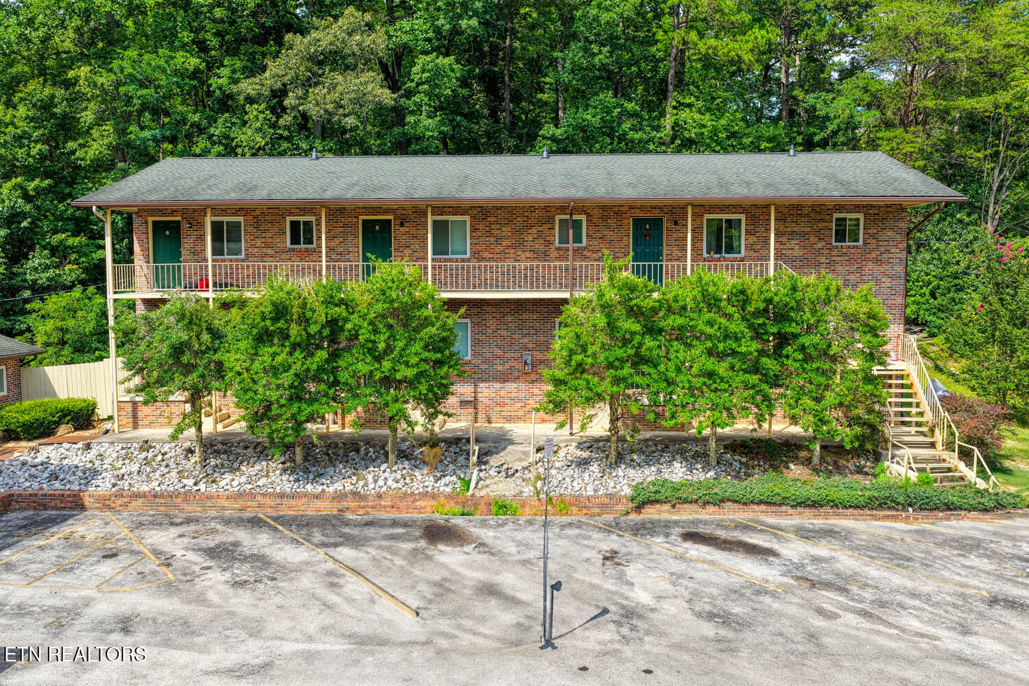 2810&2812 Daybreak Way Strawberry Plains TN 37871