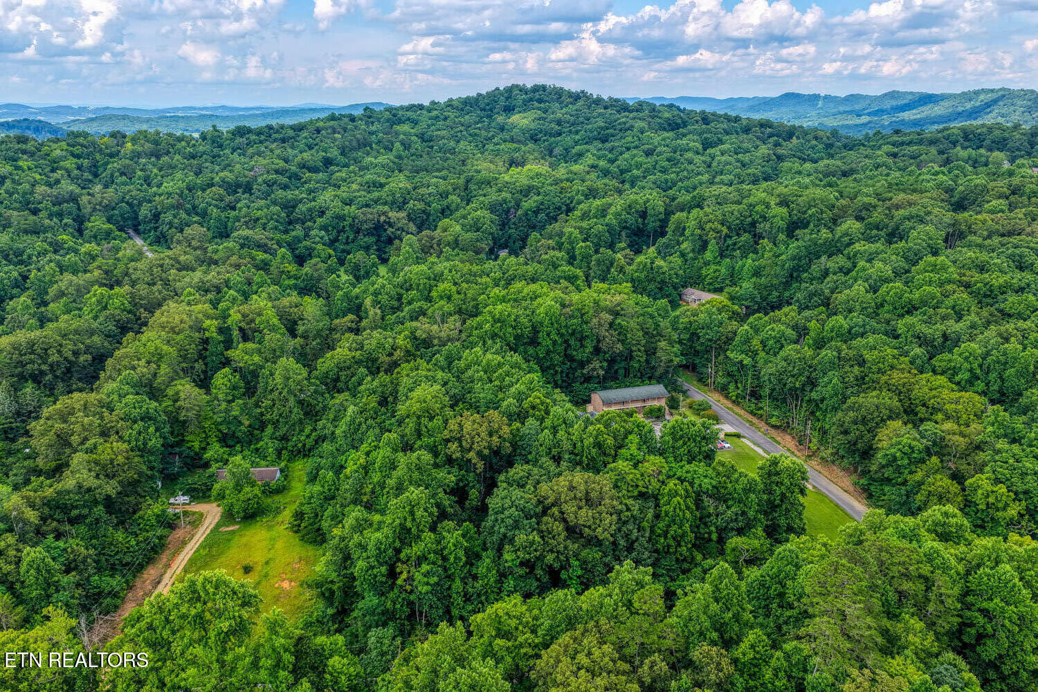 2810&2812 Daybreak Way Strawberry Plains TN 37871