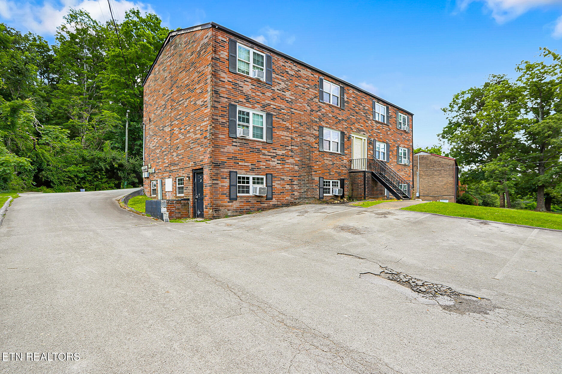 410 Dry Gap Pike Knoxville TN 37912
