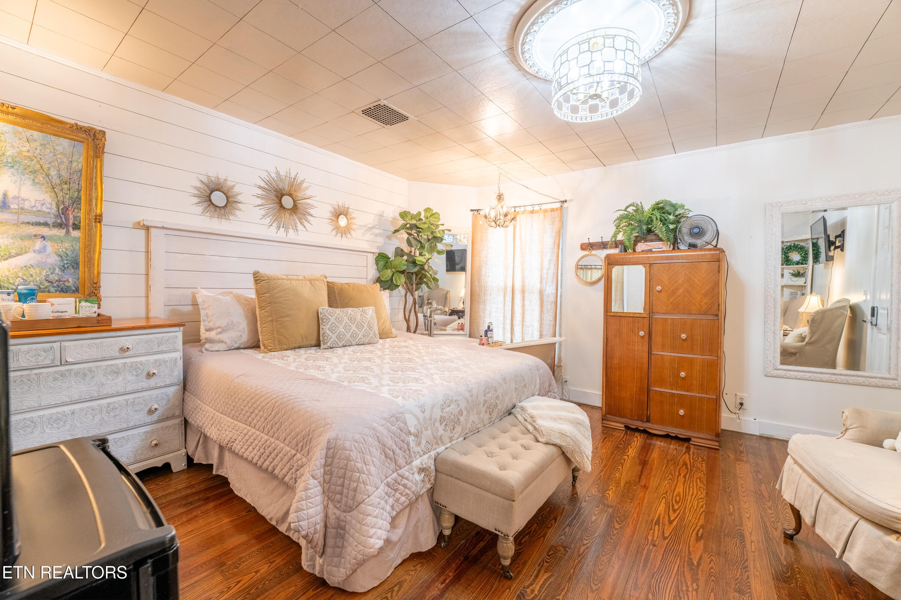 714 E Jefferson Street Jefferson City TN 37760