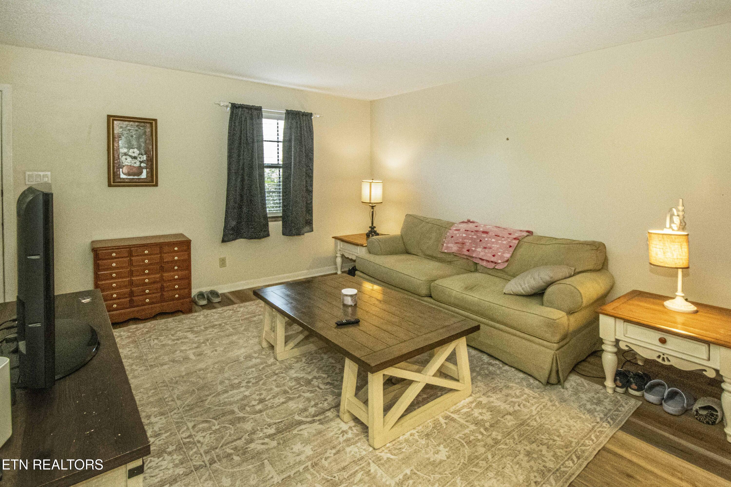 7304 Old Clinton Pike Knoxville TN 37921