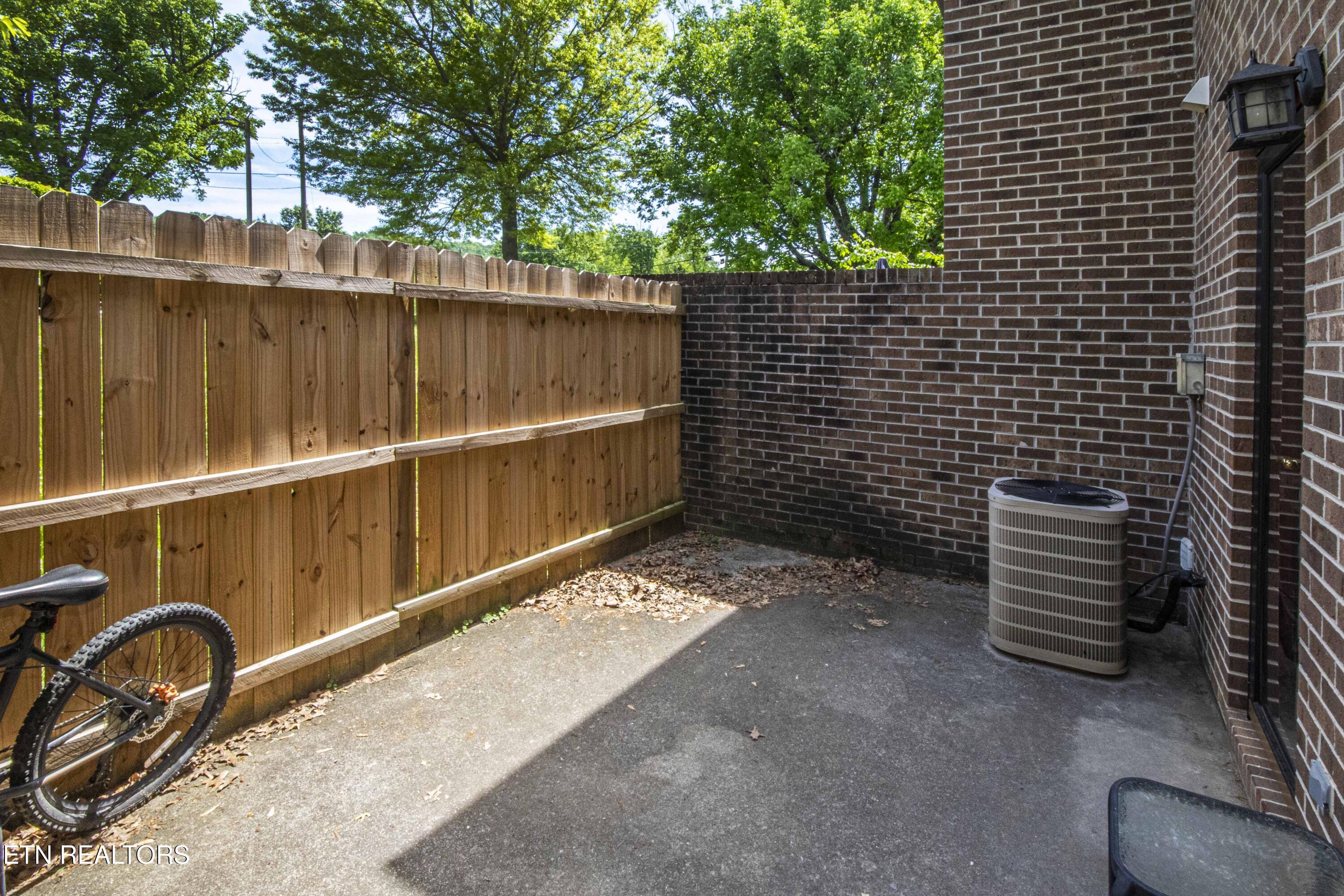 7304 Old Clinton Pike Knoxville TN 37921