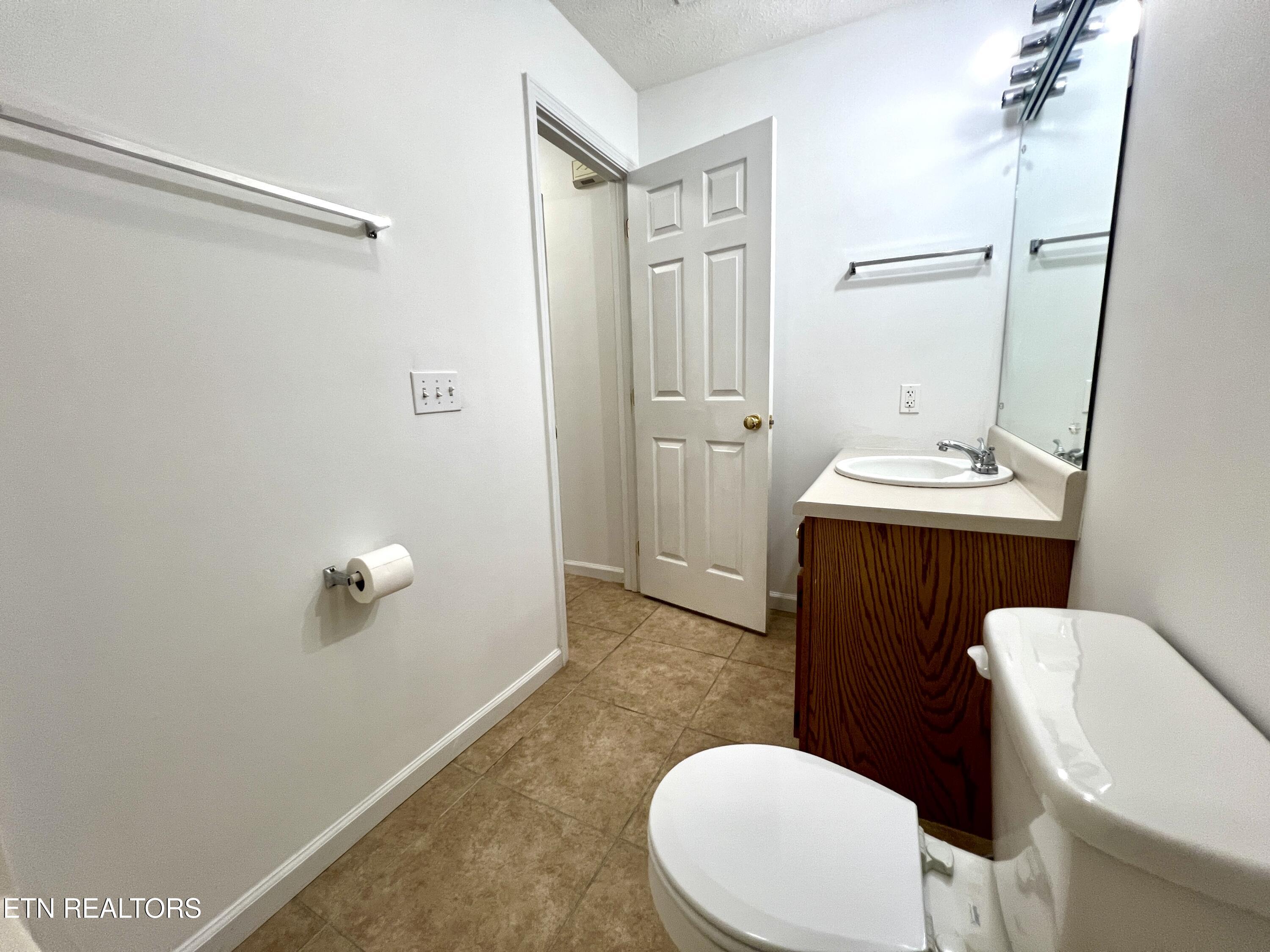2709 Roberts Road Kodak TN 37764