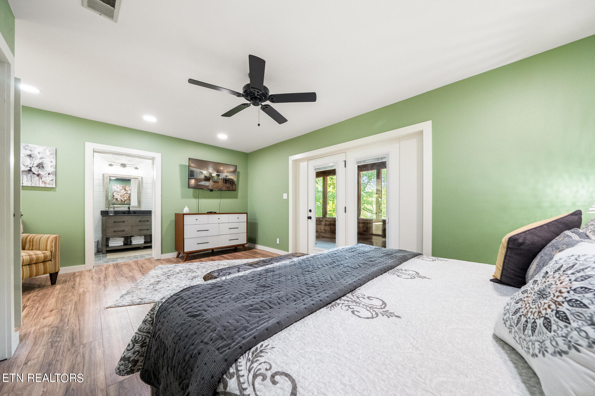 3250 Huckleberry Way Sevierville TN 37862