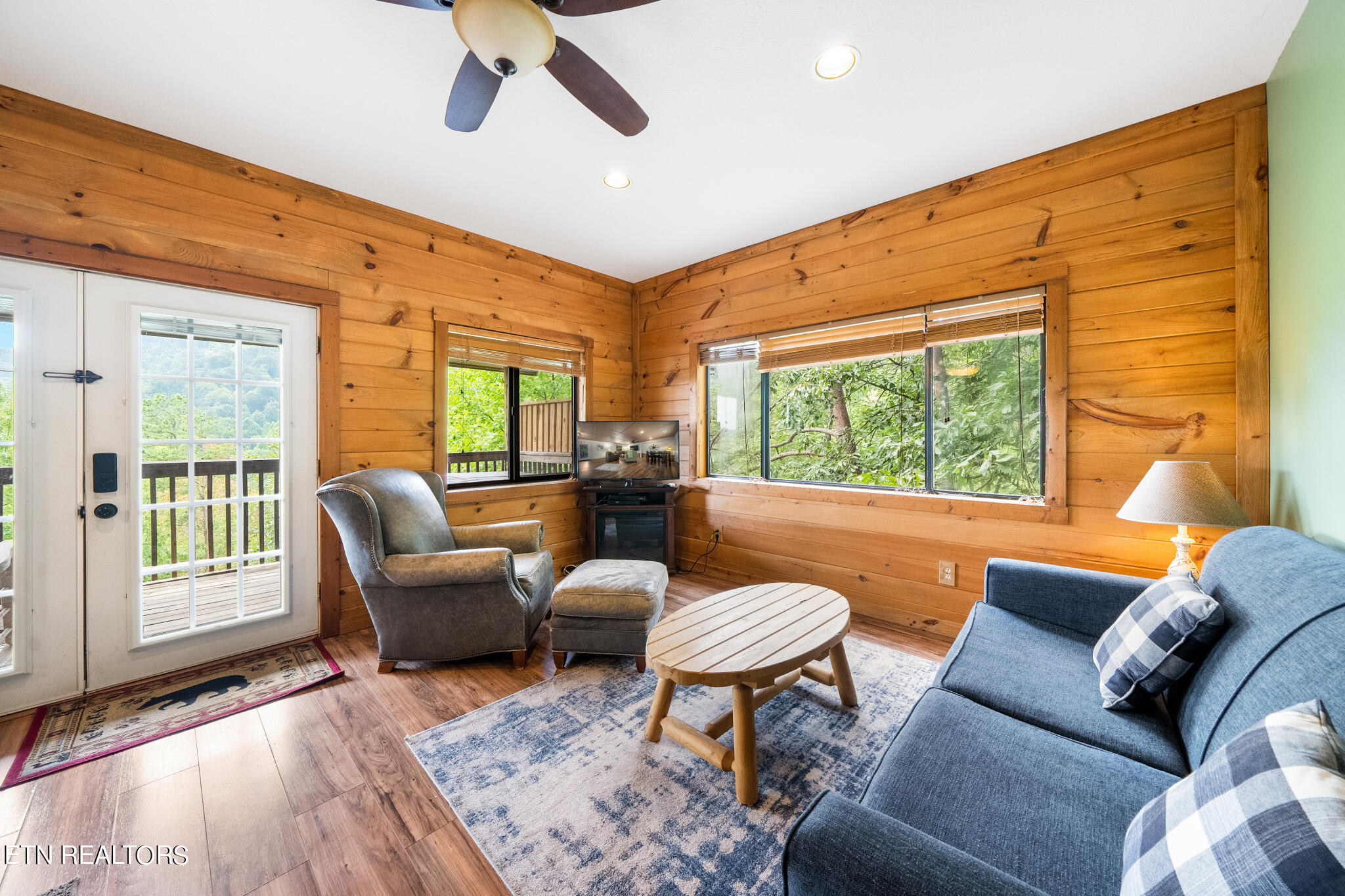 3250 Huckleberry Way Sevierville TN 37862