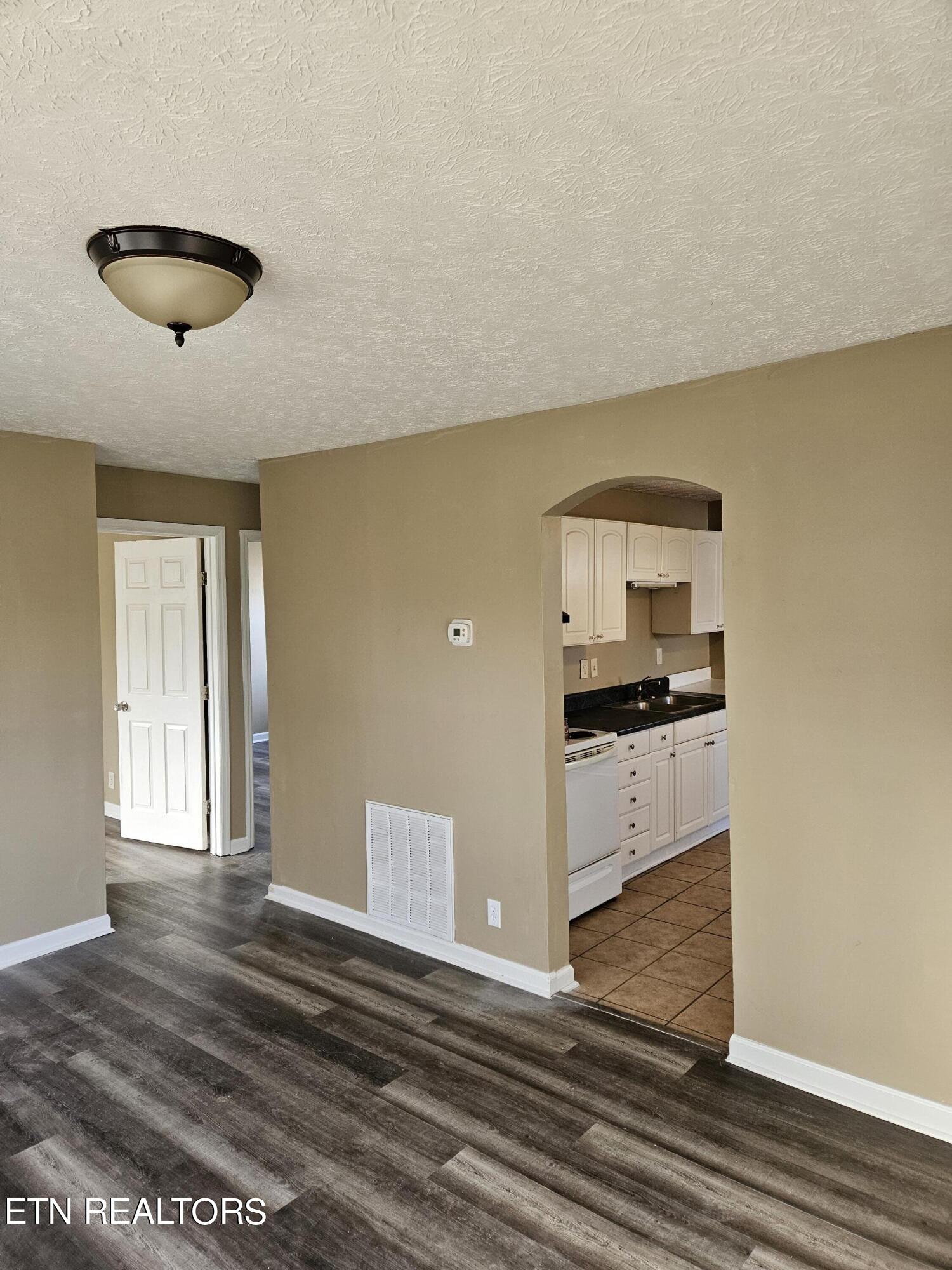 193-195 Latimer Road Oak Ridge TN 37830