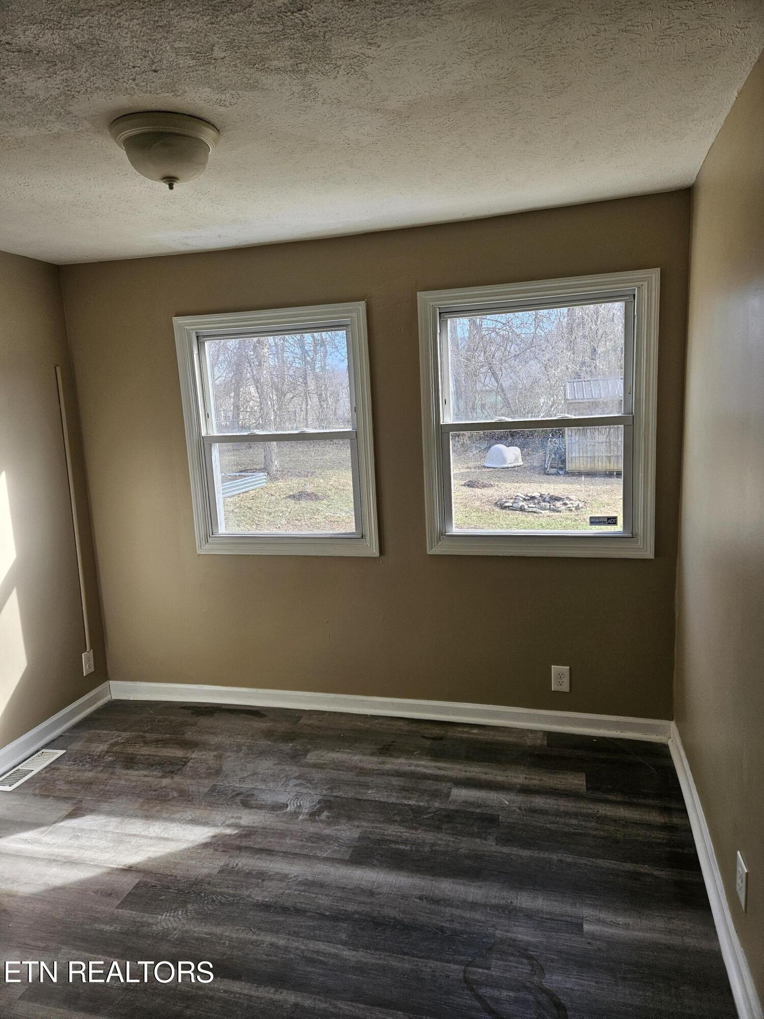 193-195 Latimer Road Oak Ridge TN 37830