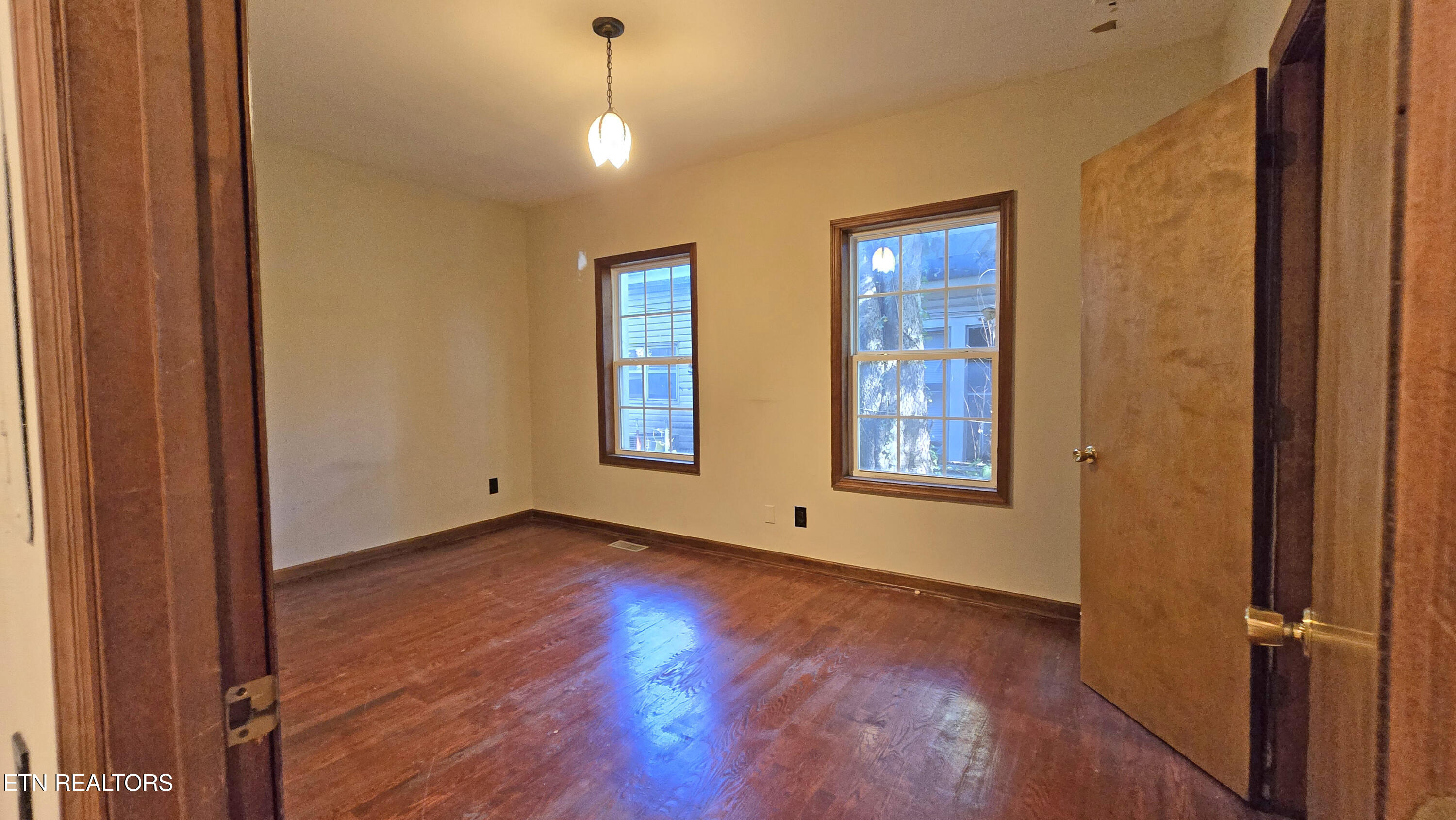 311 Silver Place Knoxville TN 37917