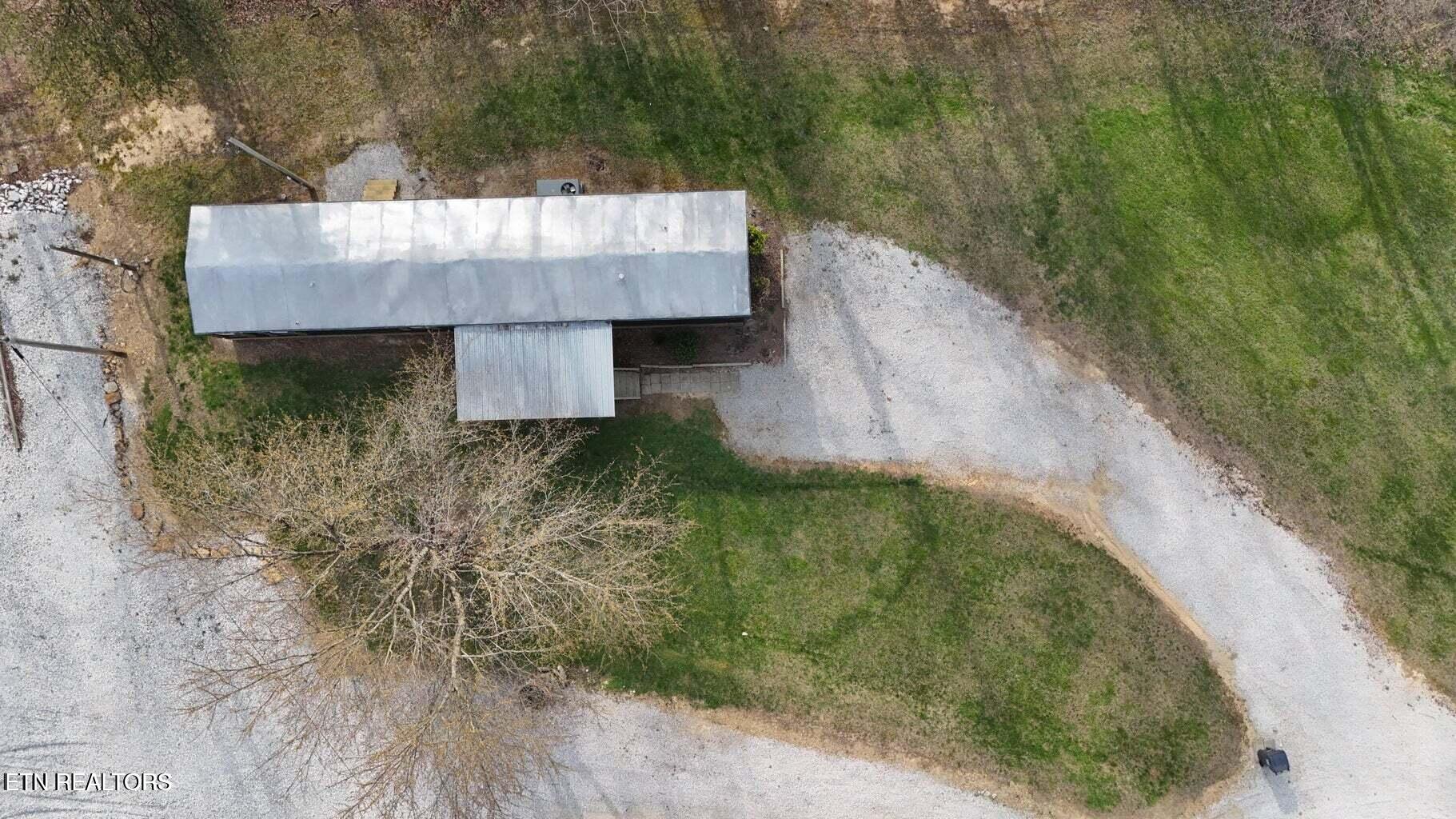 1186 Shea Road Huntsville TN 37756