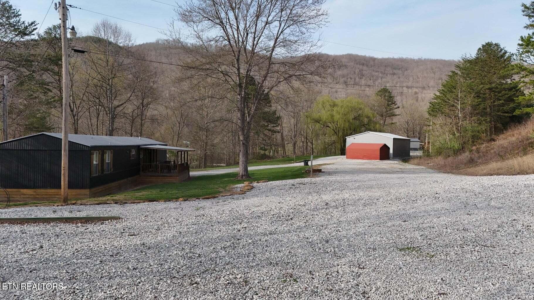 1186 Shea Road Huntsville TN 37756