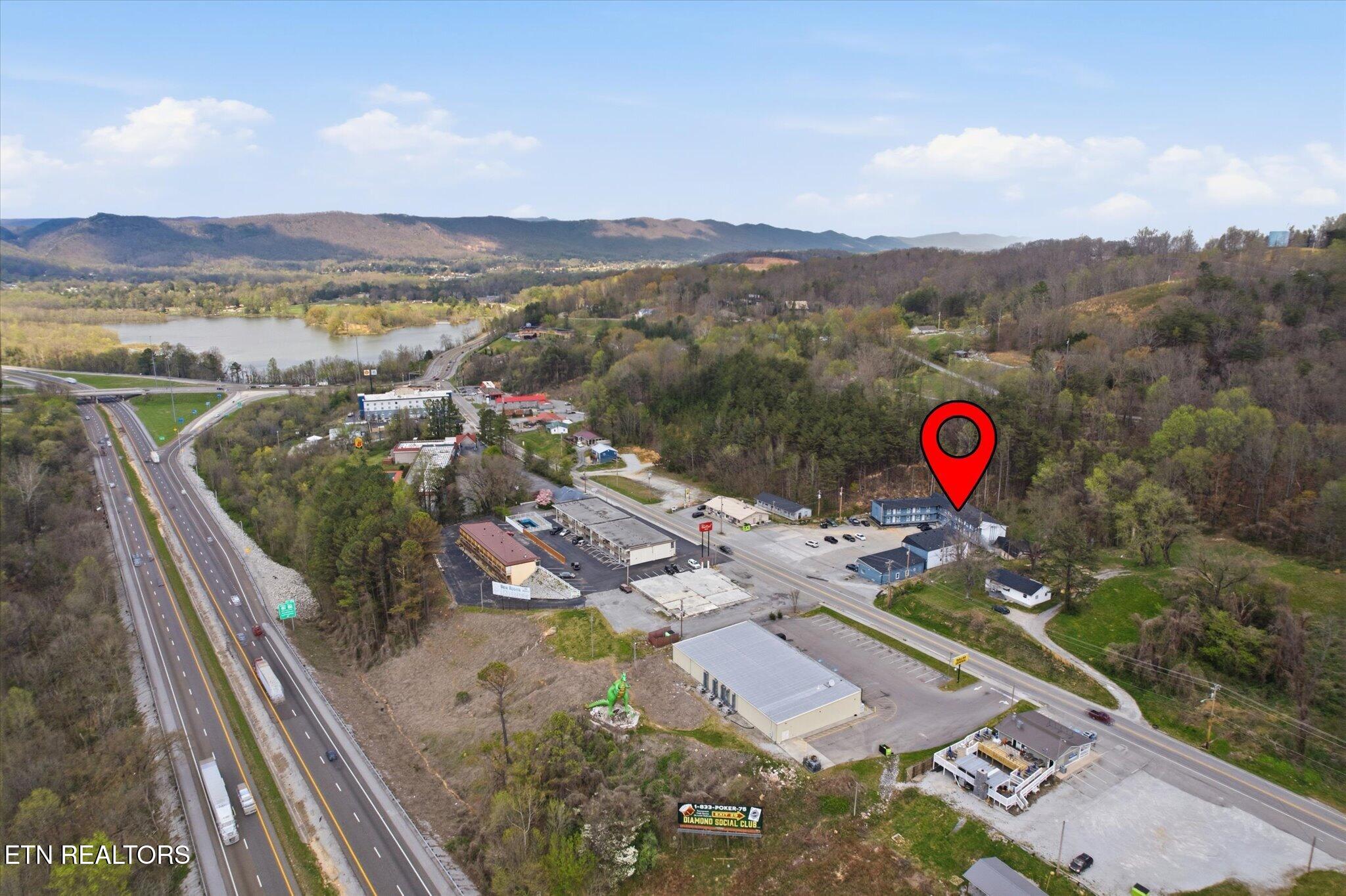 281 John Mcghee Boulevard Caryville TN 37714