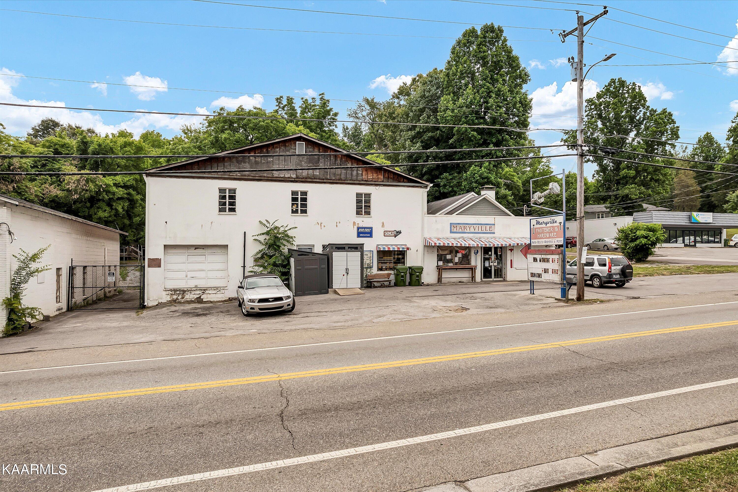 106 S 5th Street Maryville TN 37804