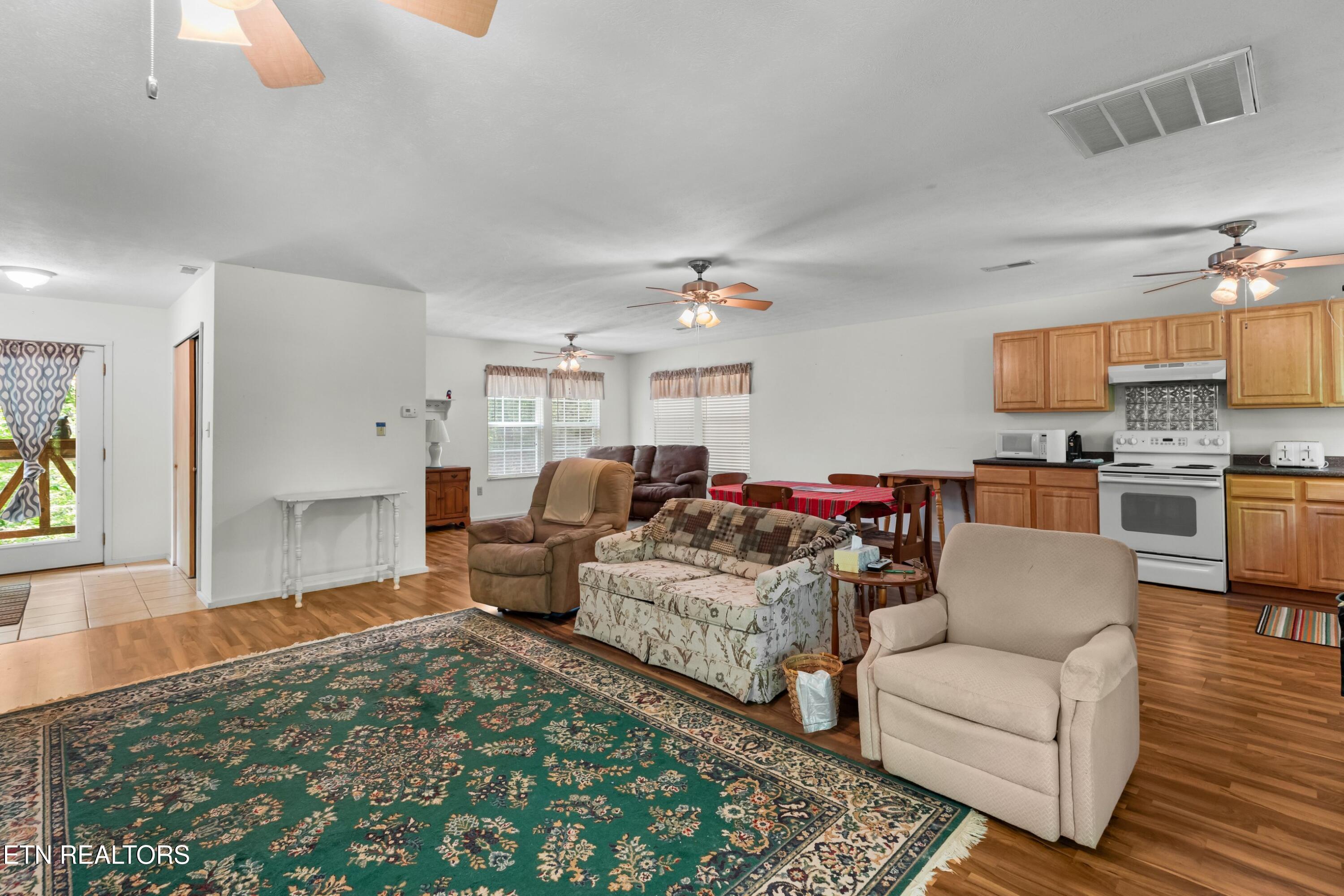 236 Beech Street Sneedville TN 37869