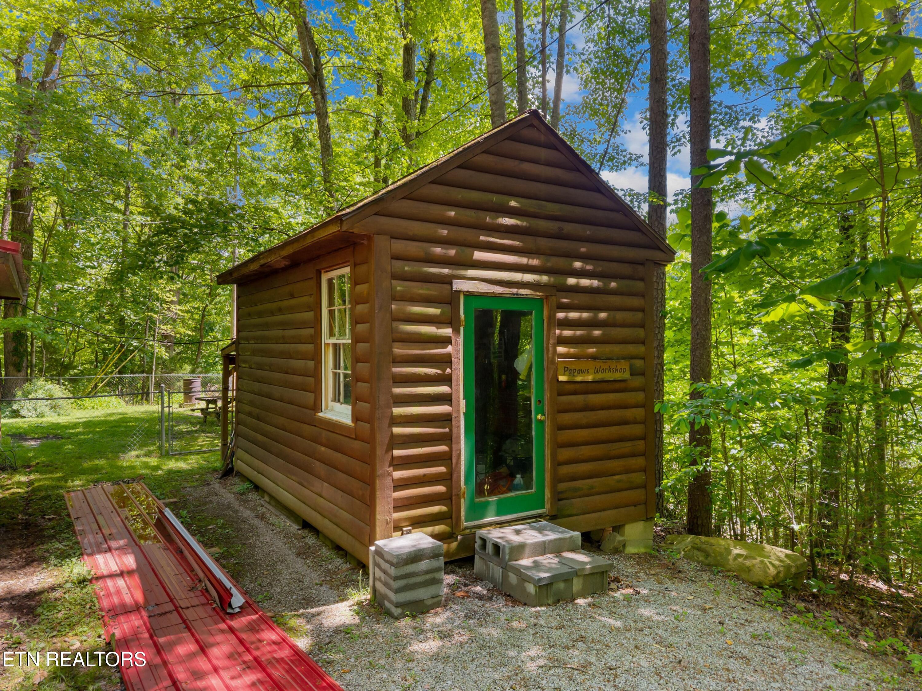 236 Beech Street Sneedville TN 37869