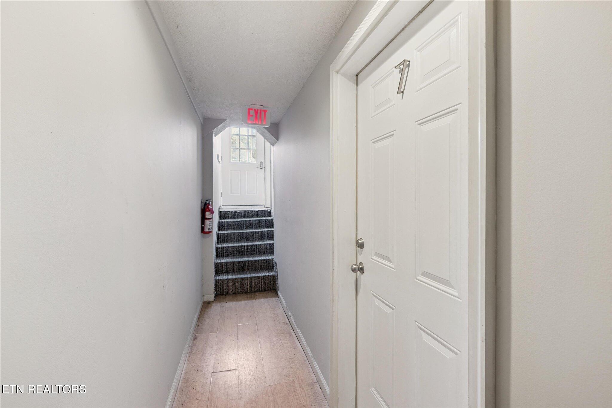 512 N Roane Street Harriman TN 37748