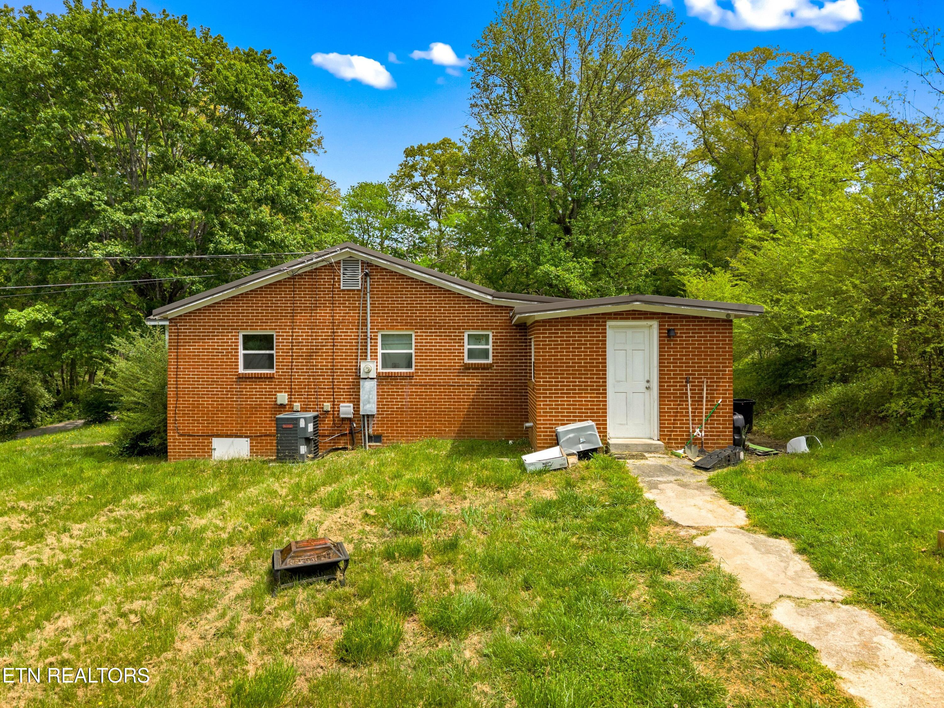 1757 Cottage Hill Circle New Market TN 37820