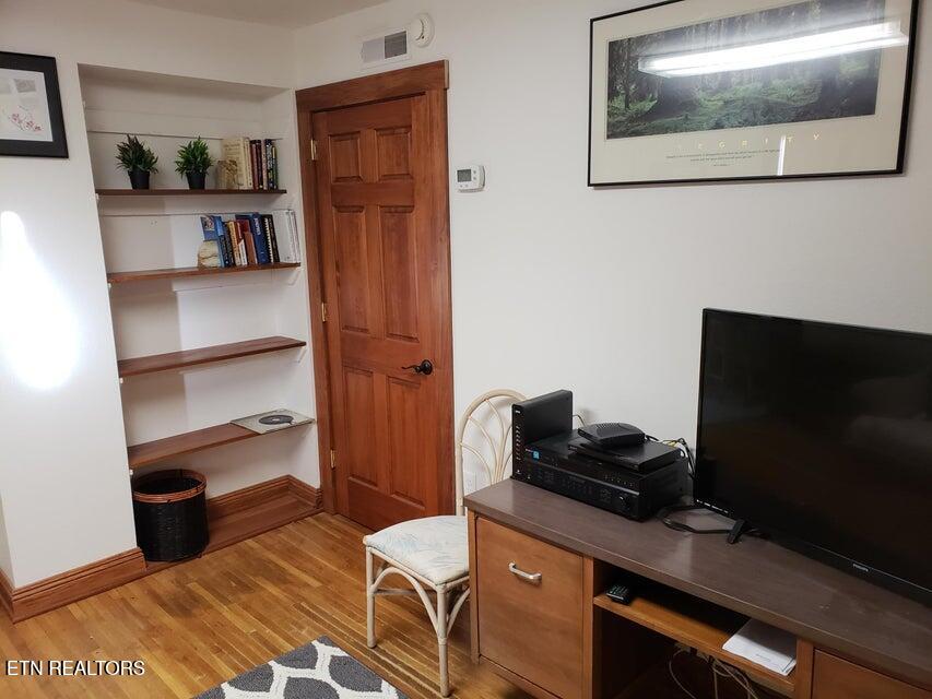 311 S Main Street Rocky Top TN 37769