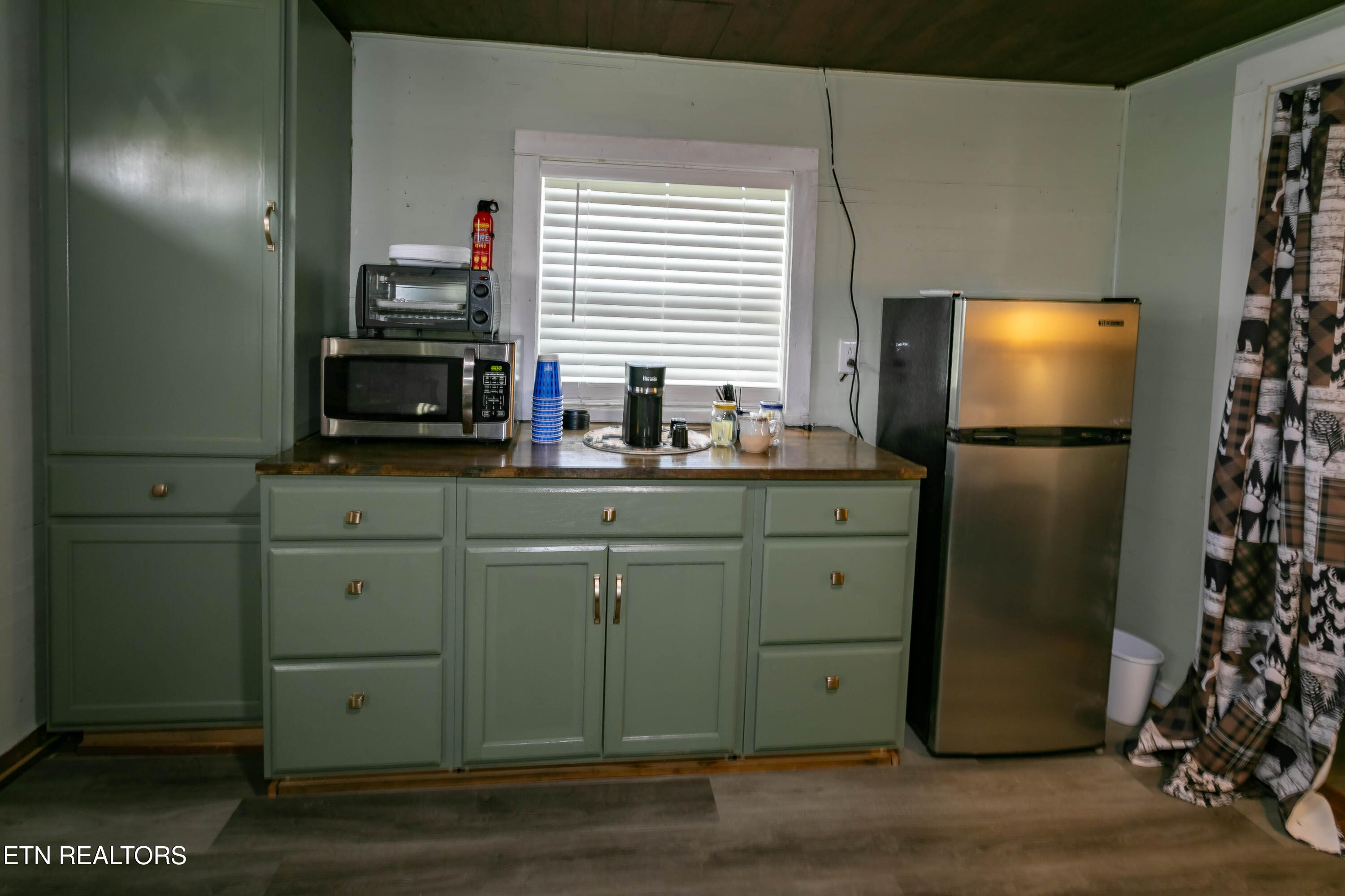 8113 W Old Highway 73 Townsend TN 37882