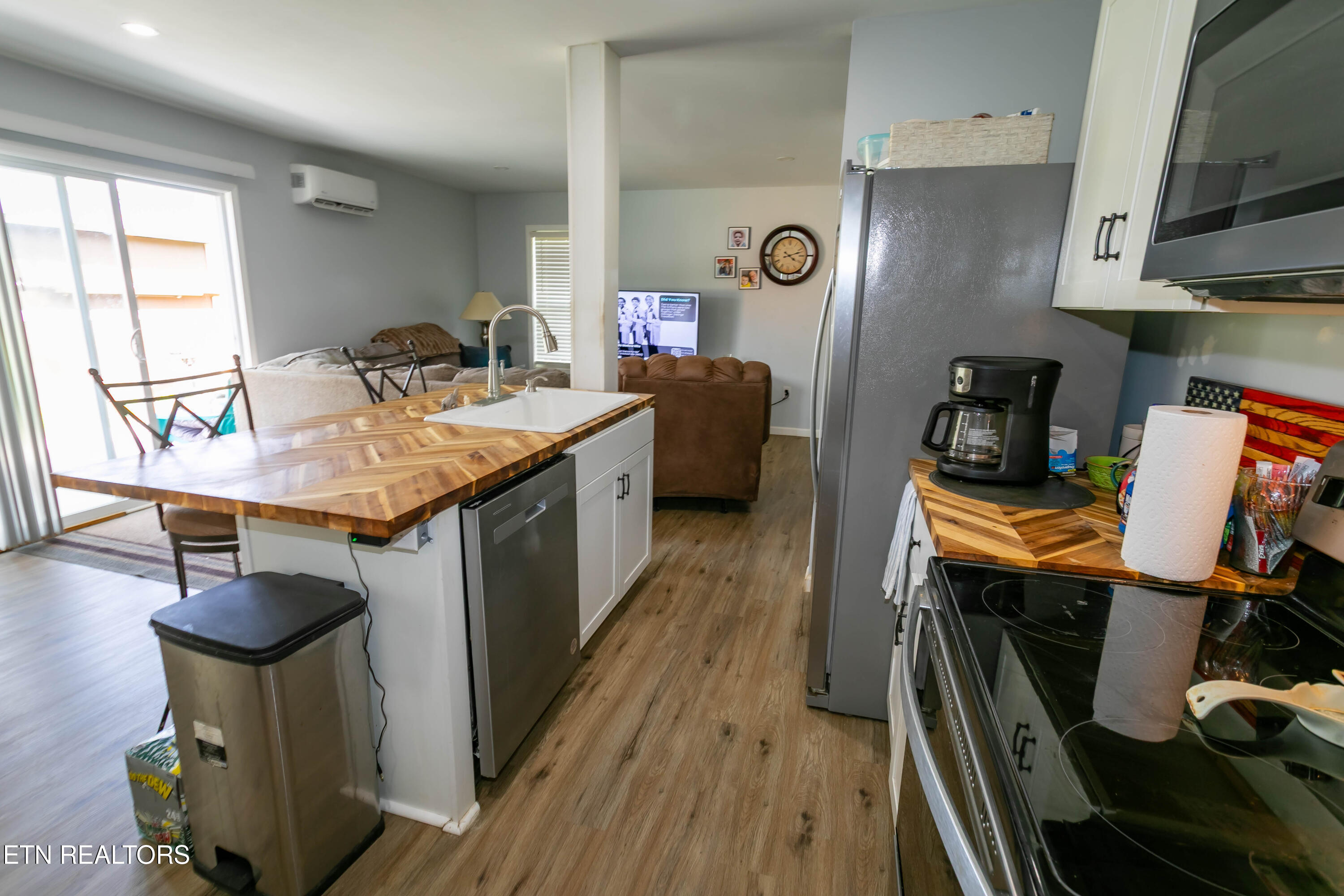 8113 W Old Highway 73 Townsend TN 37882