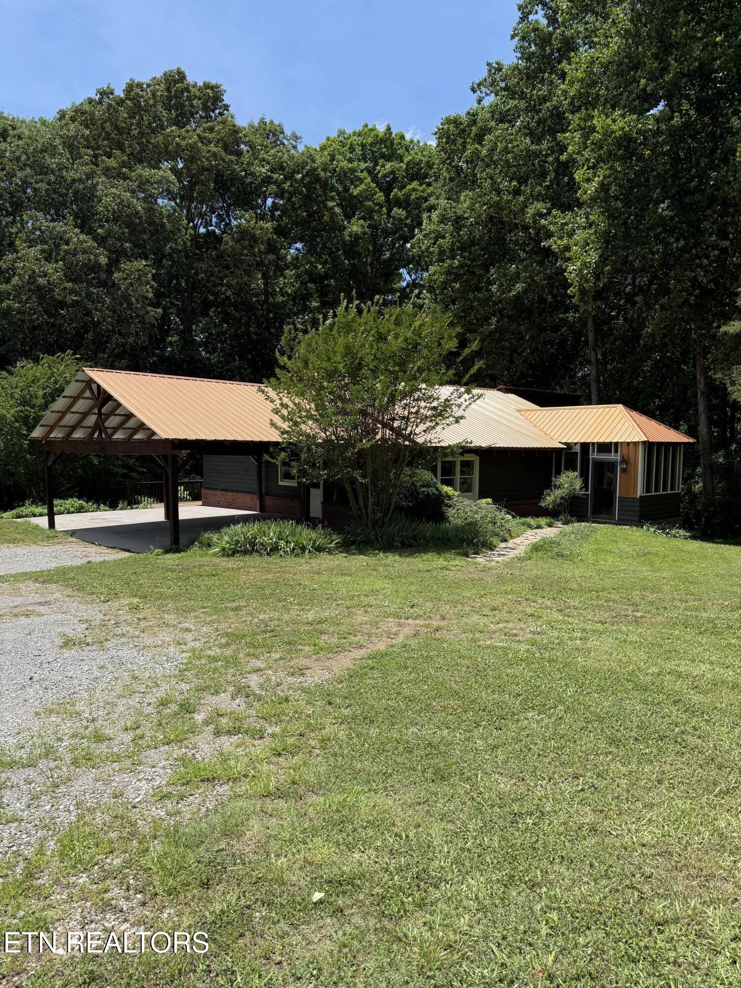 426 & 422 County Road 728. (58.5 Acres) Riceville TN 37370