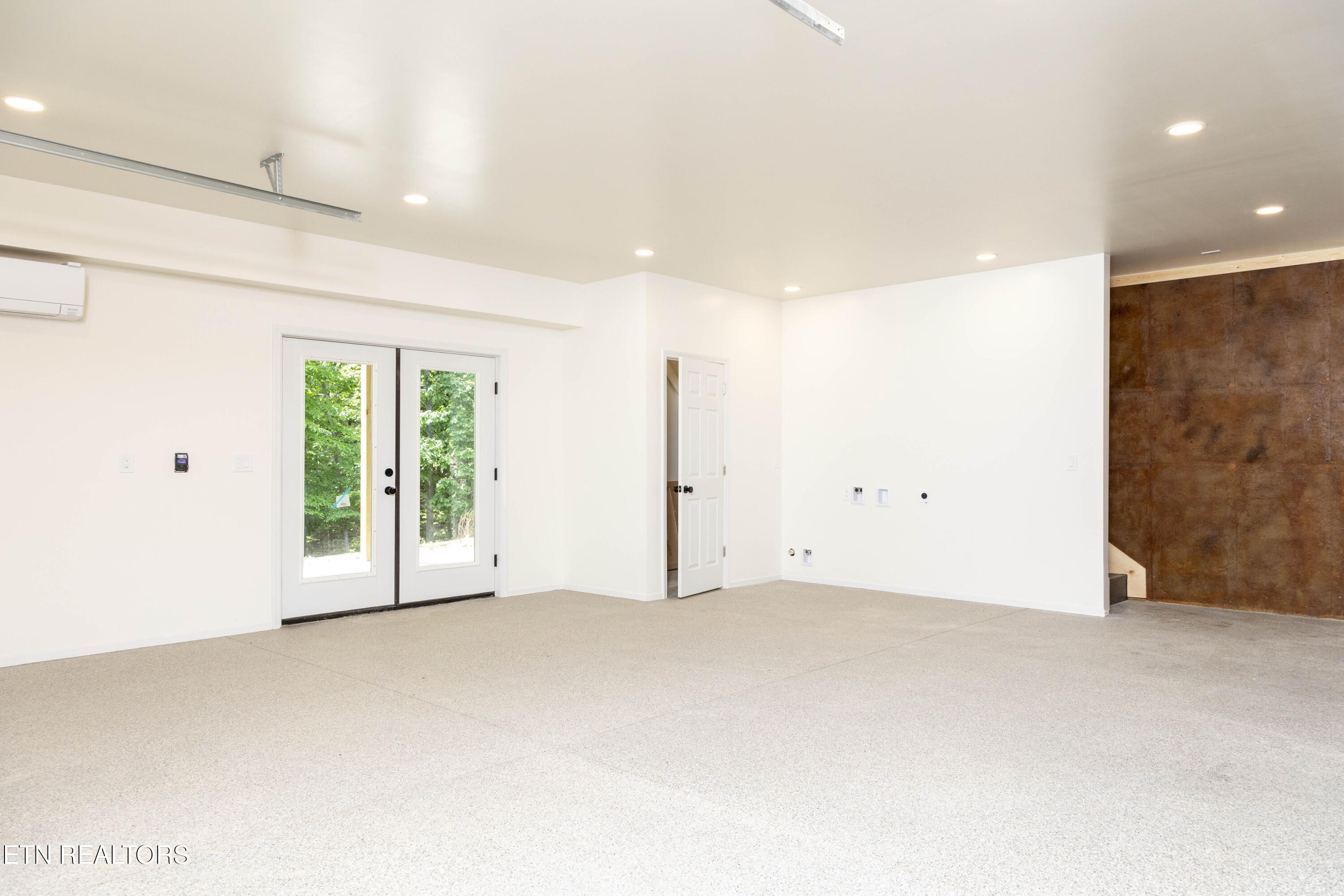 144 Caron Drive Spring City TN 37381