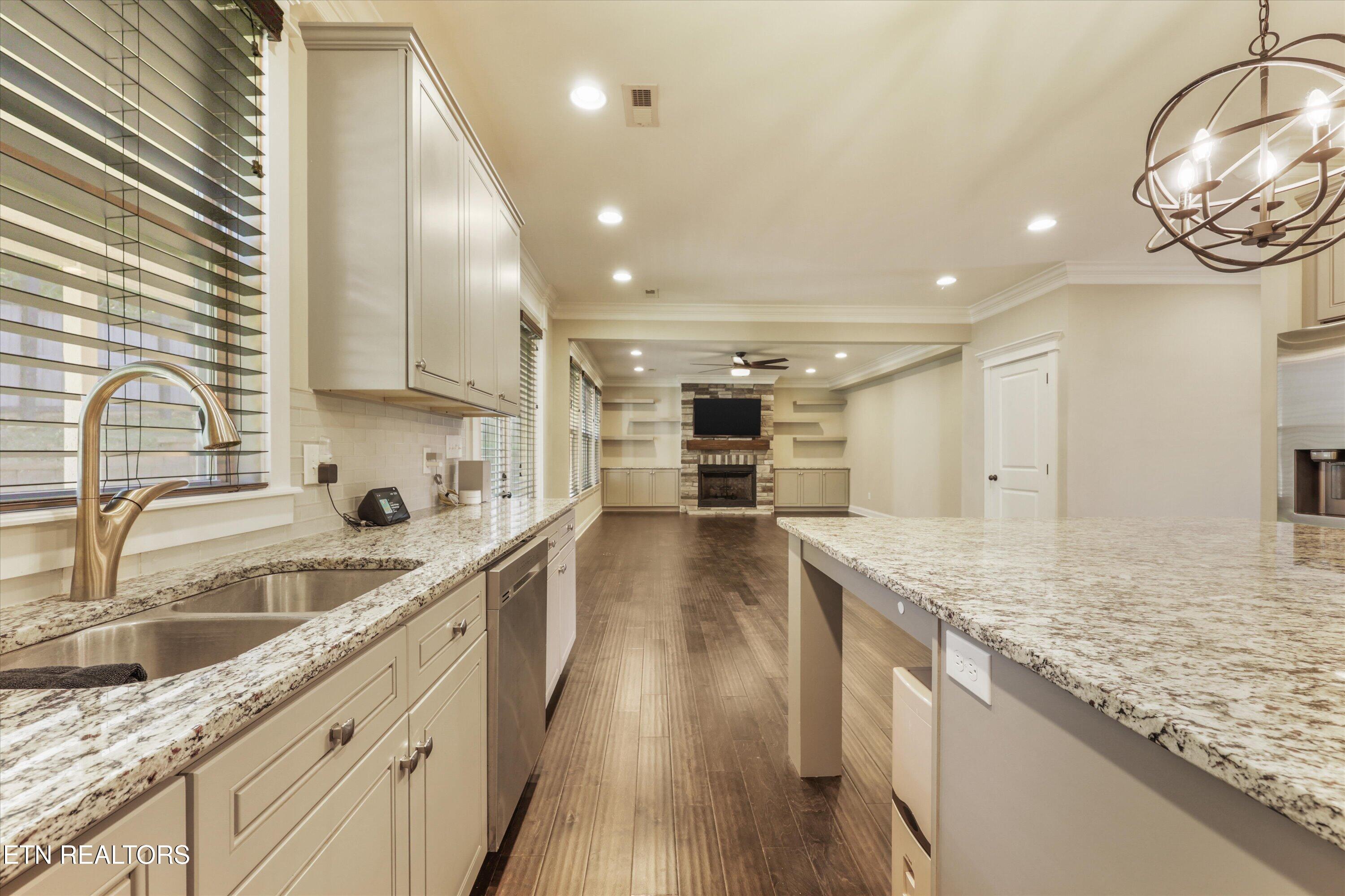 8504 Flowering Peach Lane Knoxville TN 37923