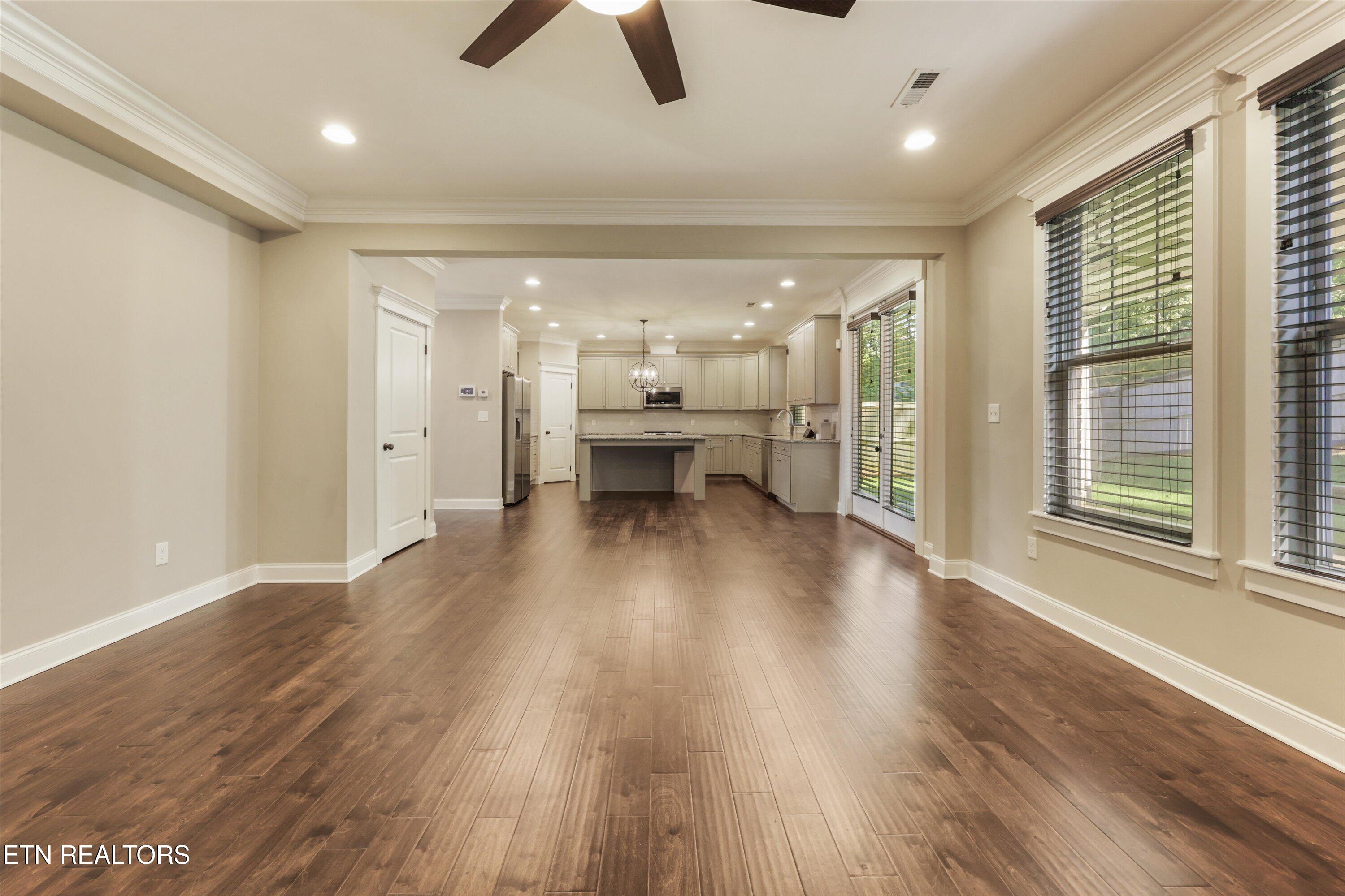8504 Flowering Peach Lane Knoxville TN 37923