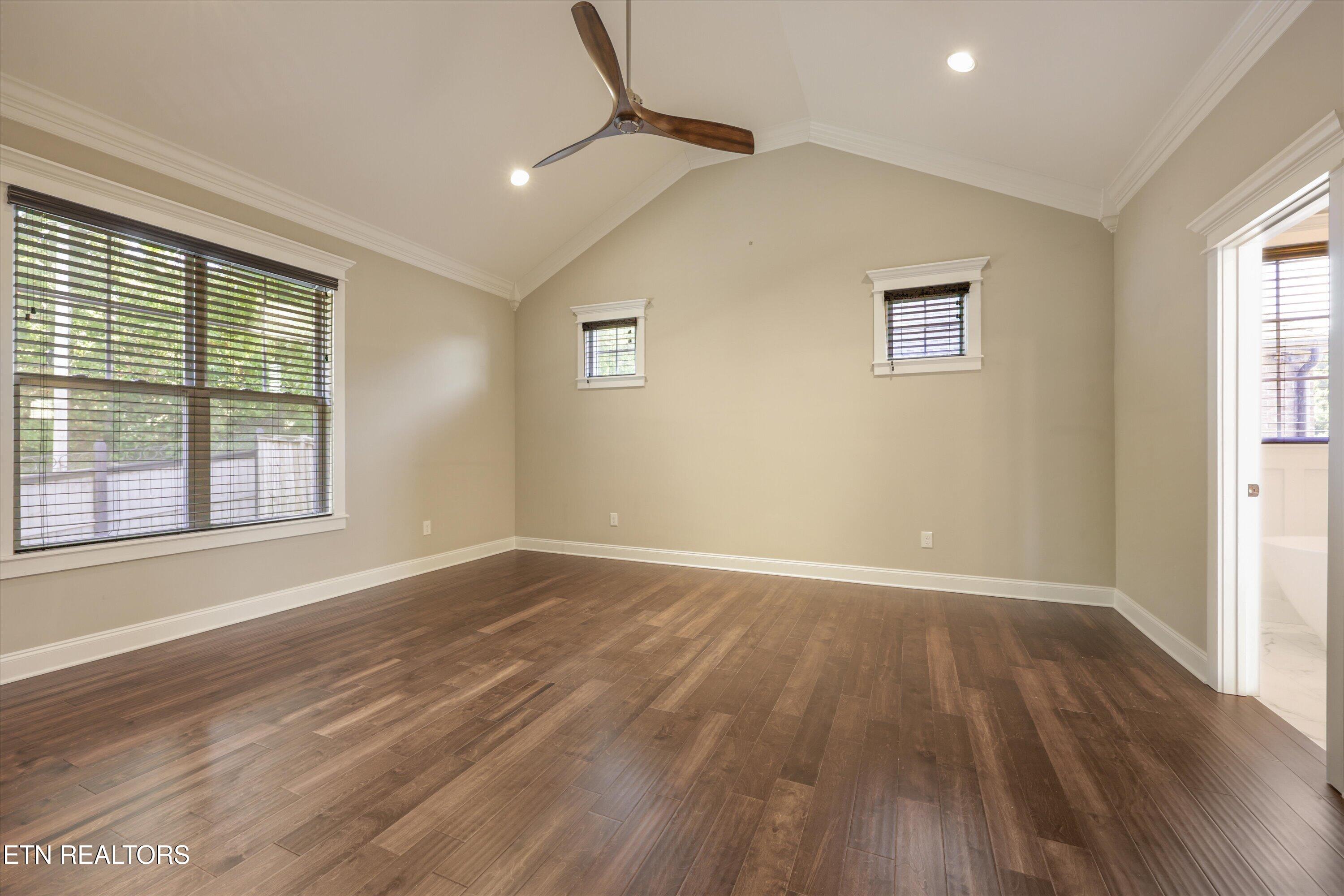 8504 Flowering Peach Lane Knoxville TN 37923
