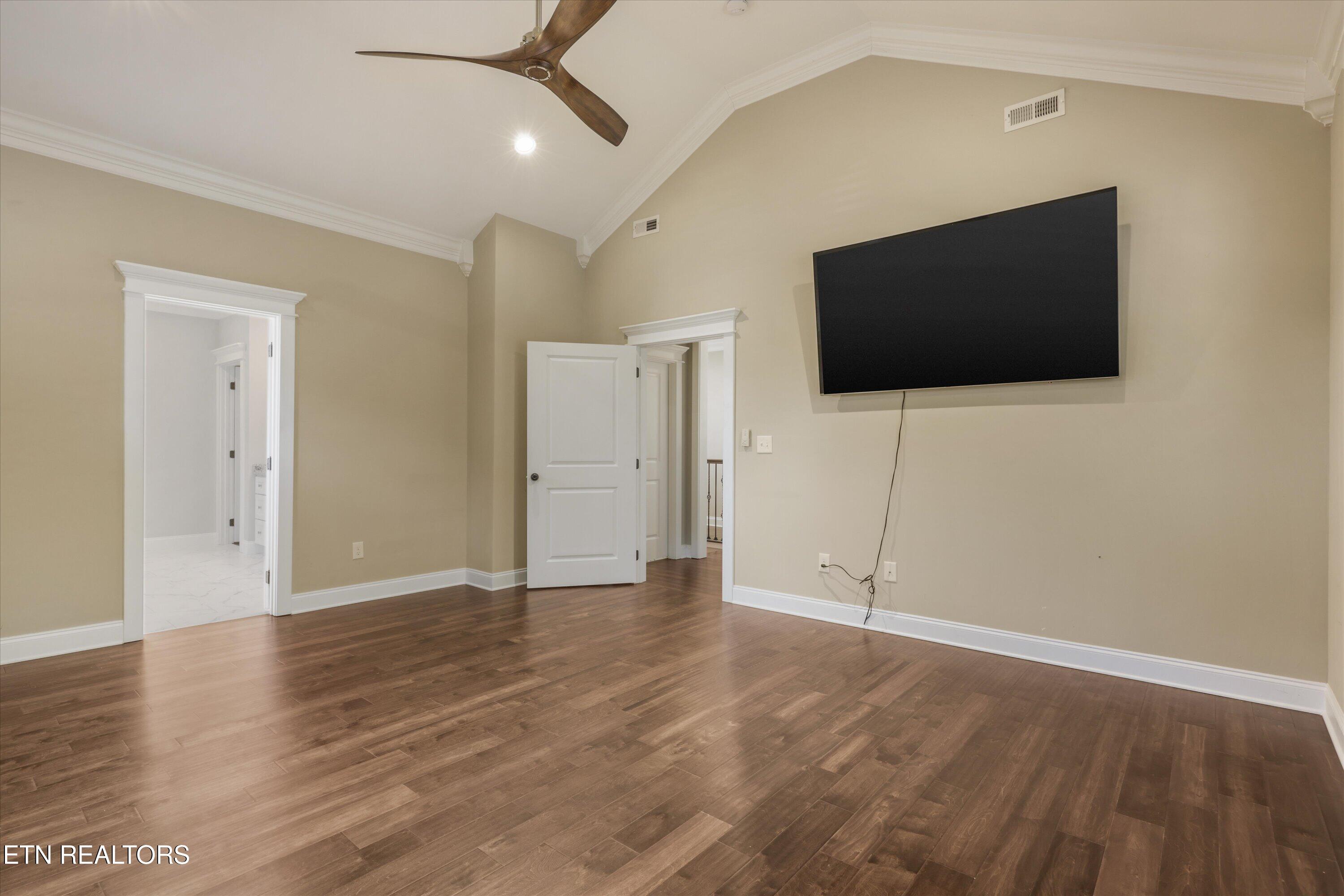 8504 Flowering Peach Lane Knoxville TN 37923