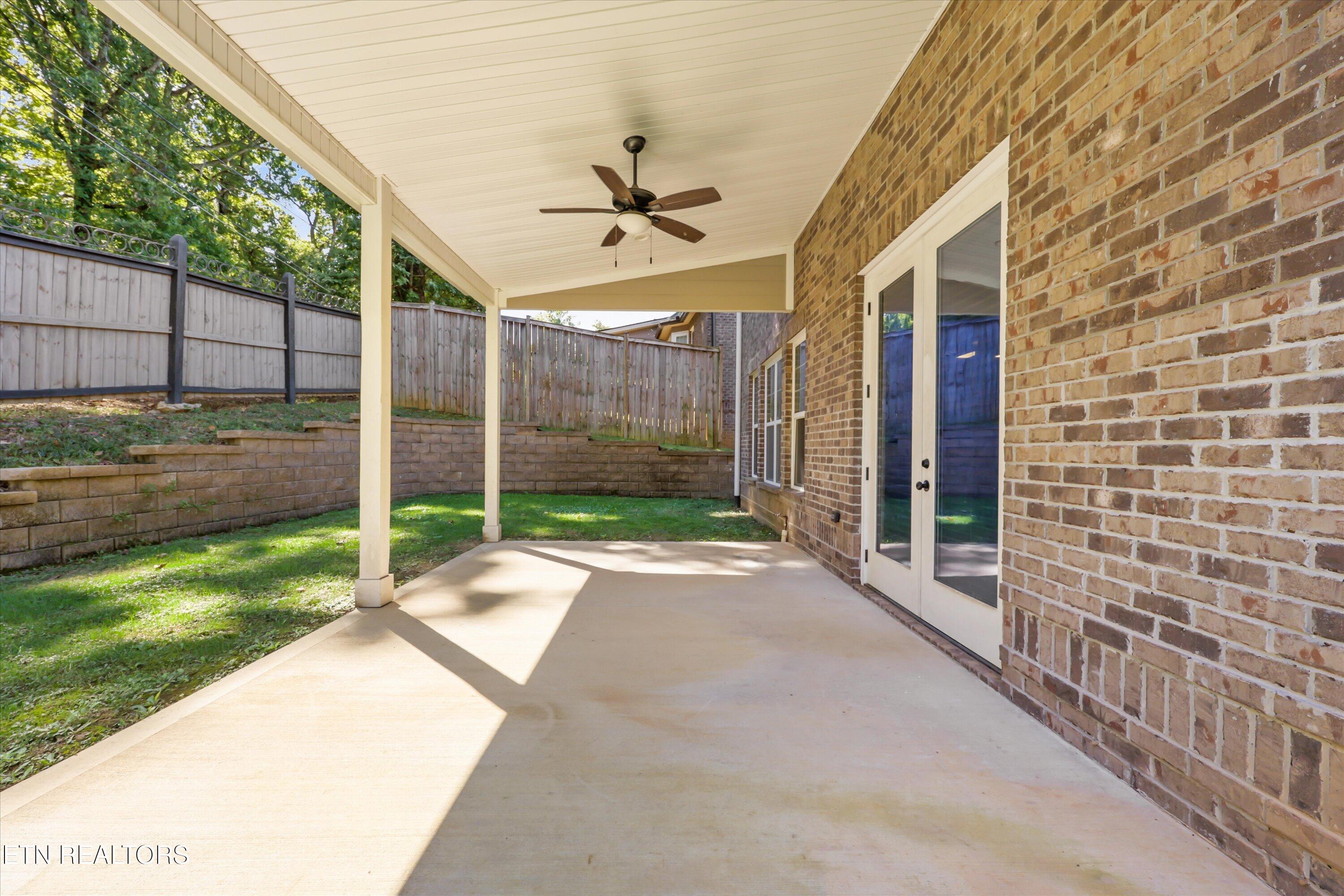 8504 Flowering Peach Lane Knoxville TN 37923