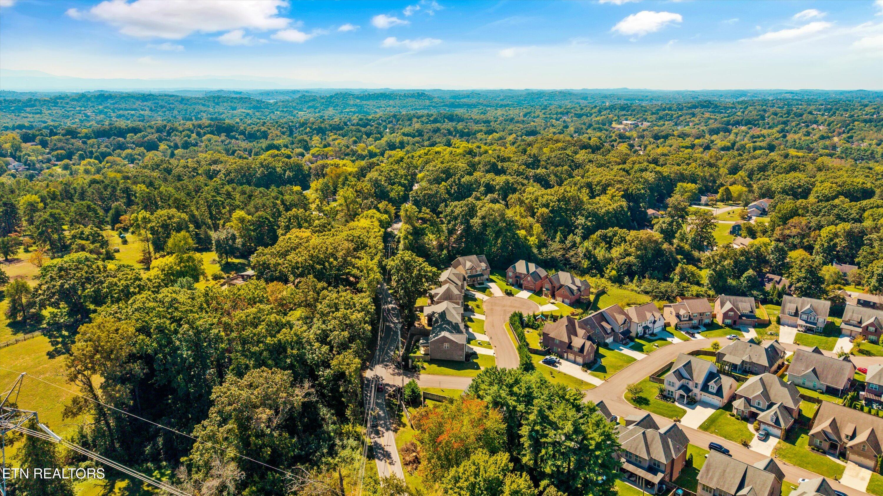 8504 Flowering Peach Lane Knoxville TN 37923