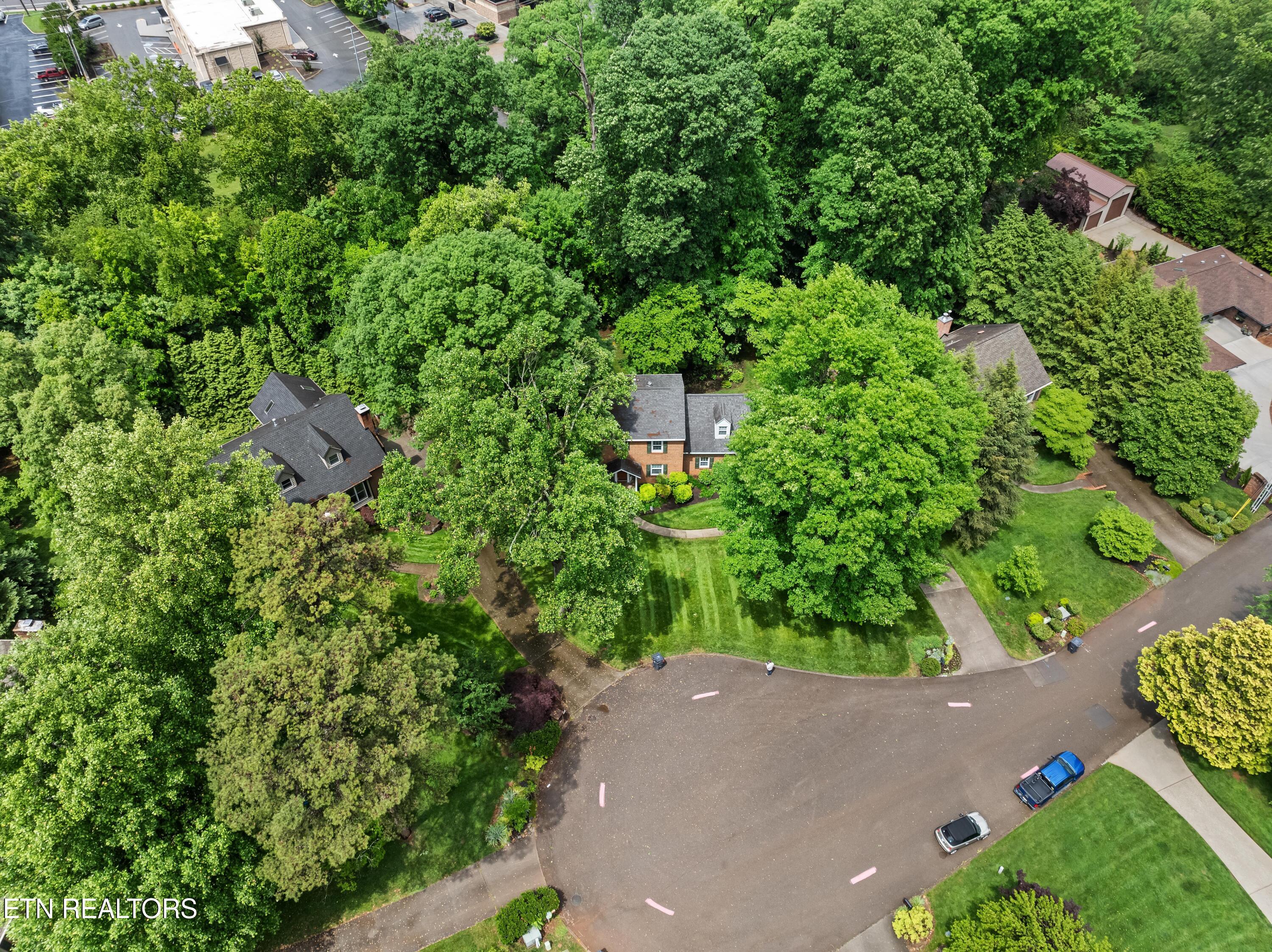 6925 Lark Lane Knoxville TN 37919