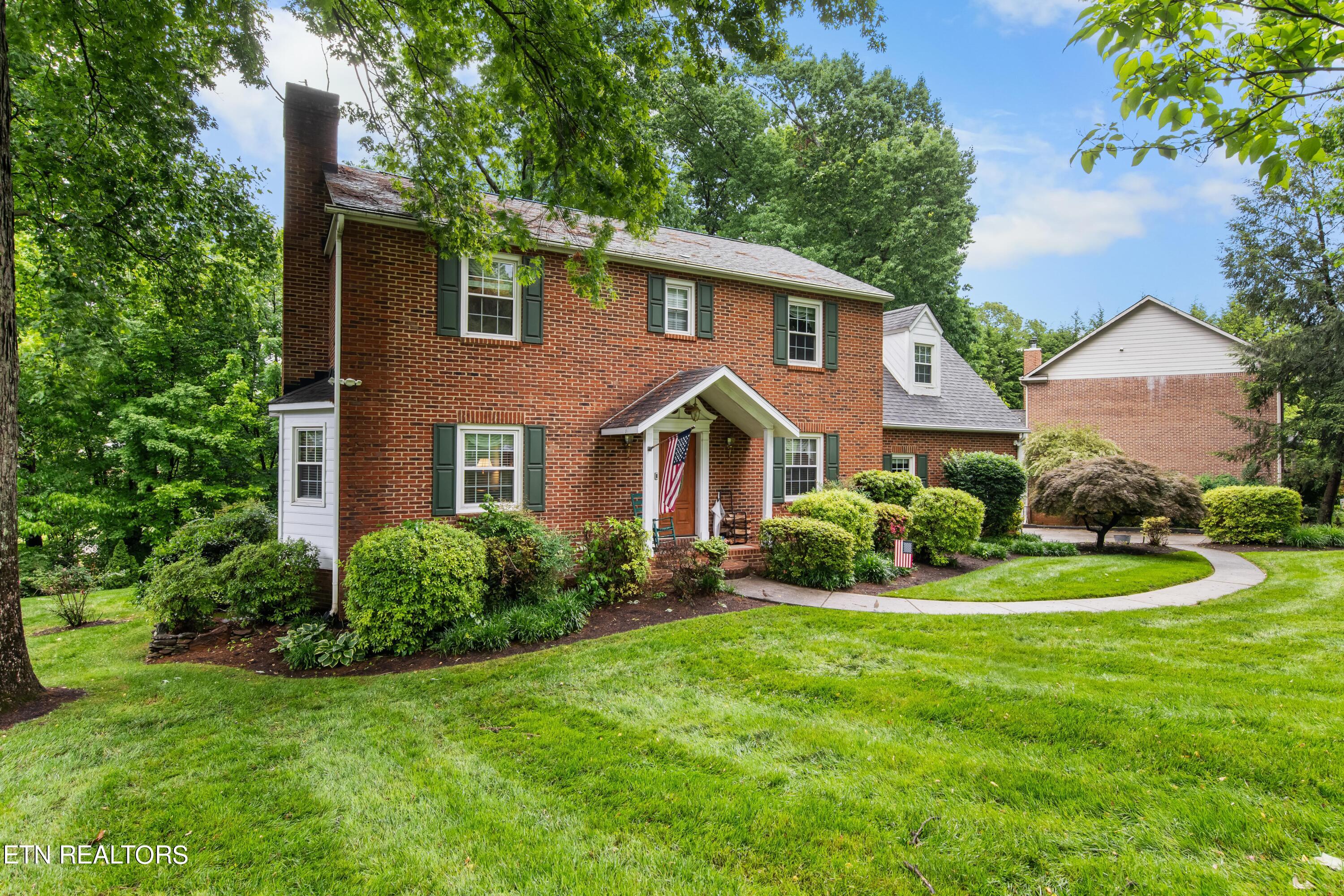 6925 Lark Lane Knoxville TN 37919