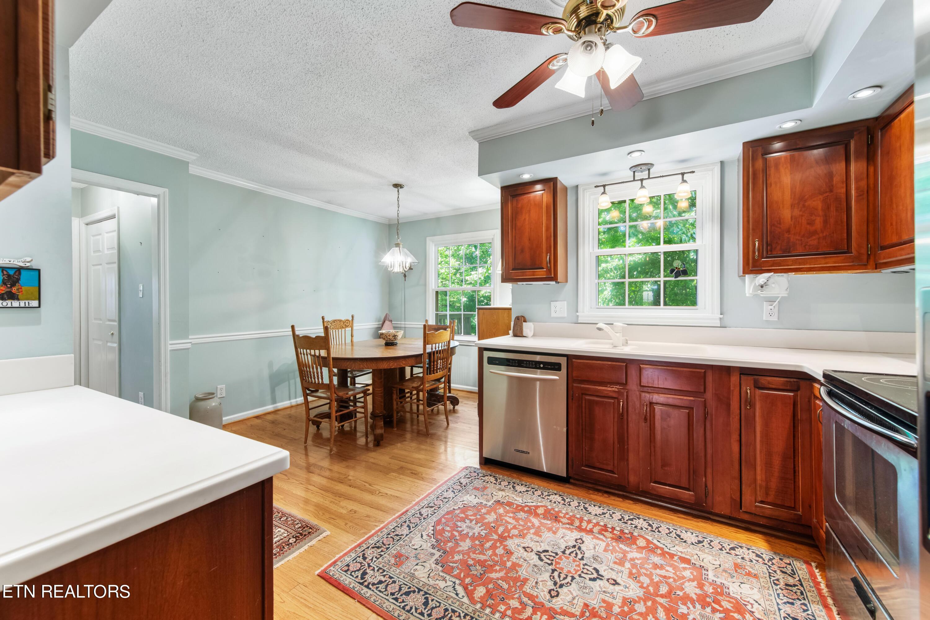 6925 Lark Lane Knoxville TN 37919