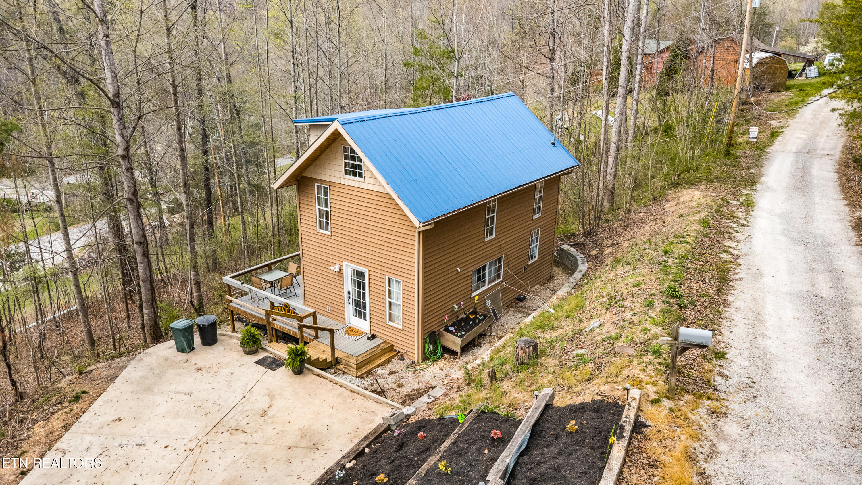 517 Easter Lane Lafollette TN 37766