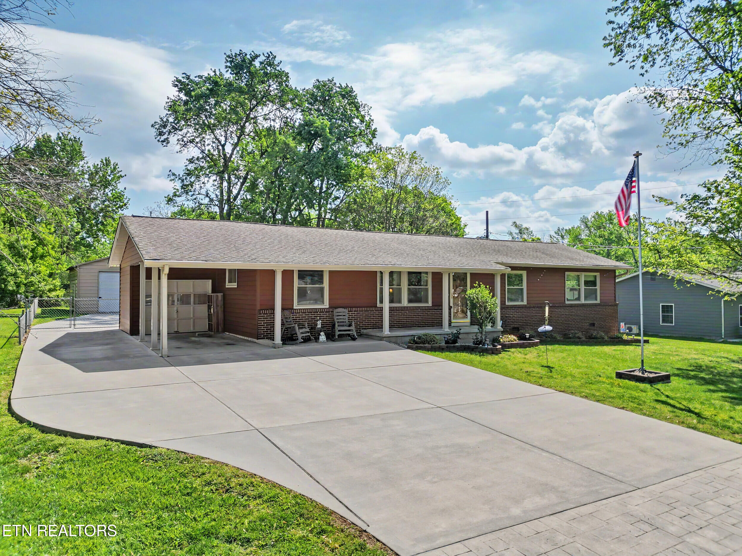 752 Cessna Road Knoxville TN 37919