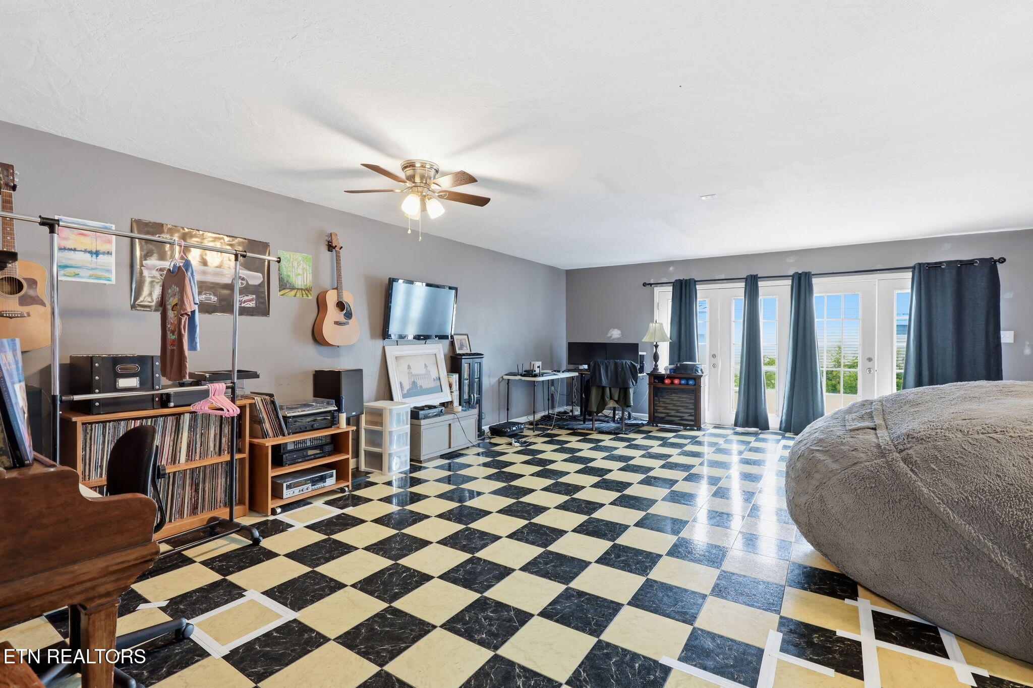 7463 Twin Brooks Boulevard Knoxville TN 37918