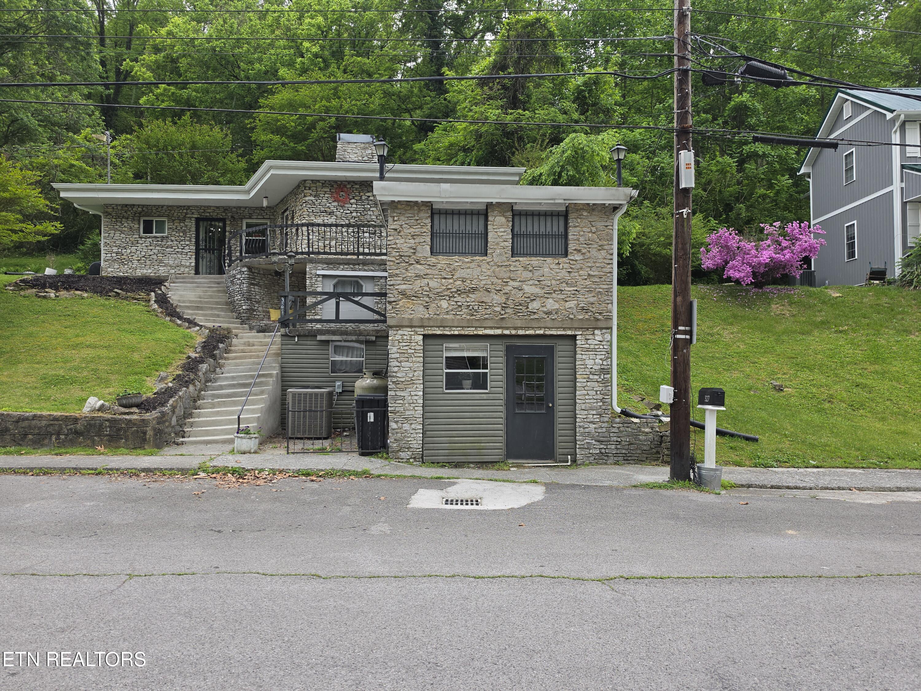 327 Colwyn Avenue Cumberland Gap TN 37724