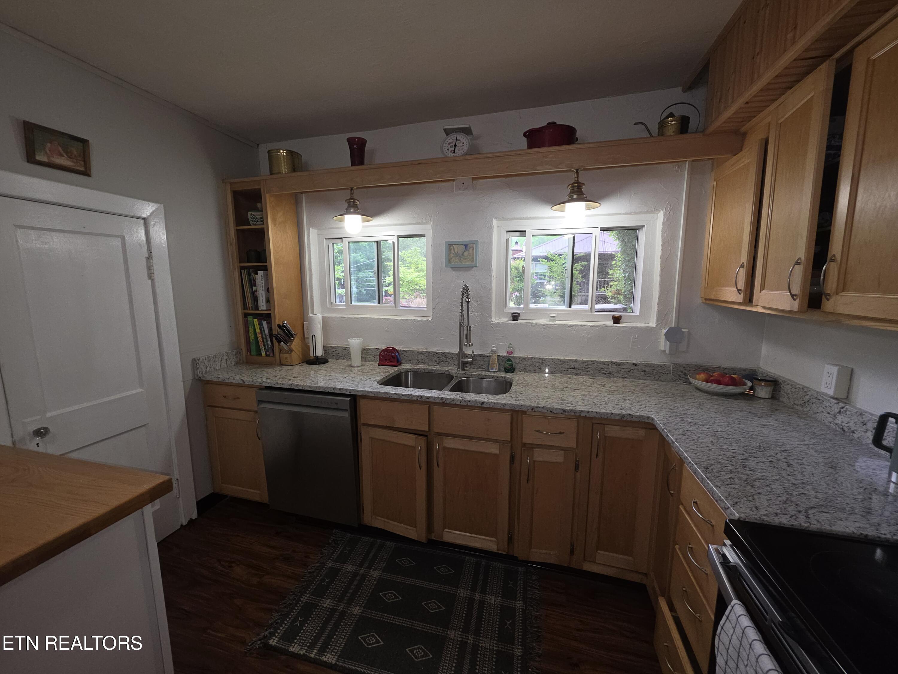 327 Colwyn Avenue Cumberland Gap TN 37724