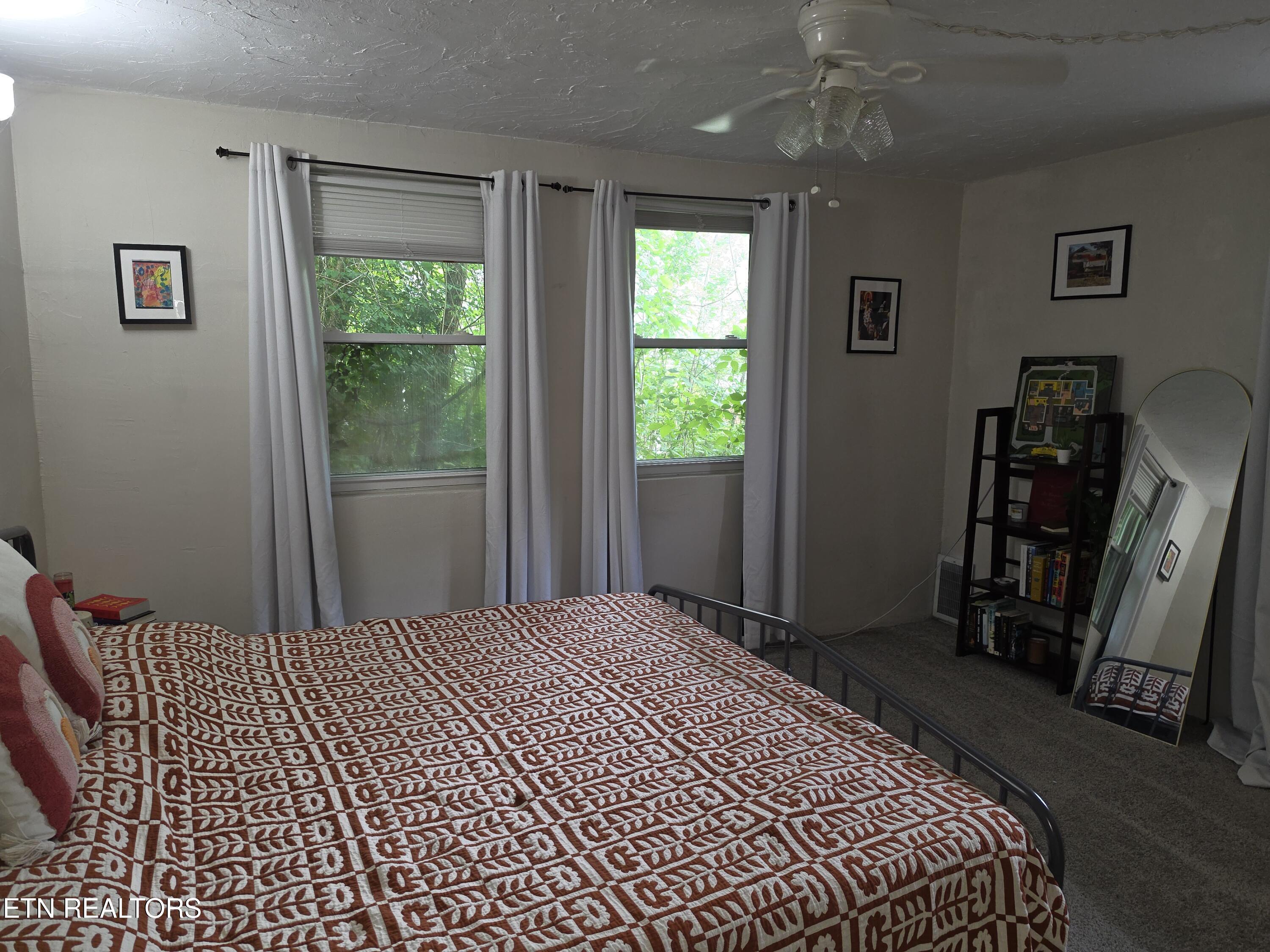 327 Colwyn Avenue Cumberland Gap TN 37724