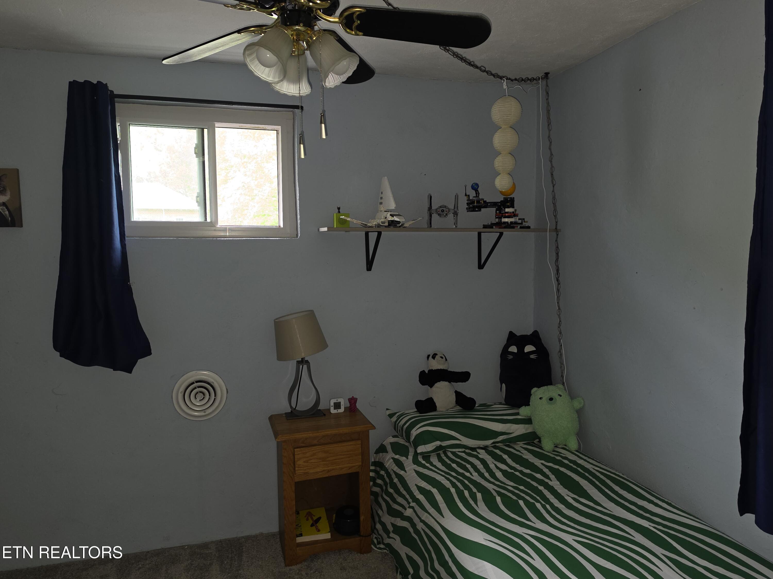 327 Colwyn Avenue Cumberland Gap TN 37724