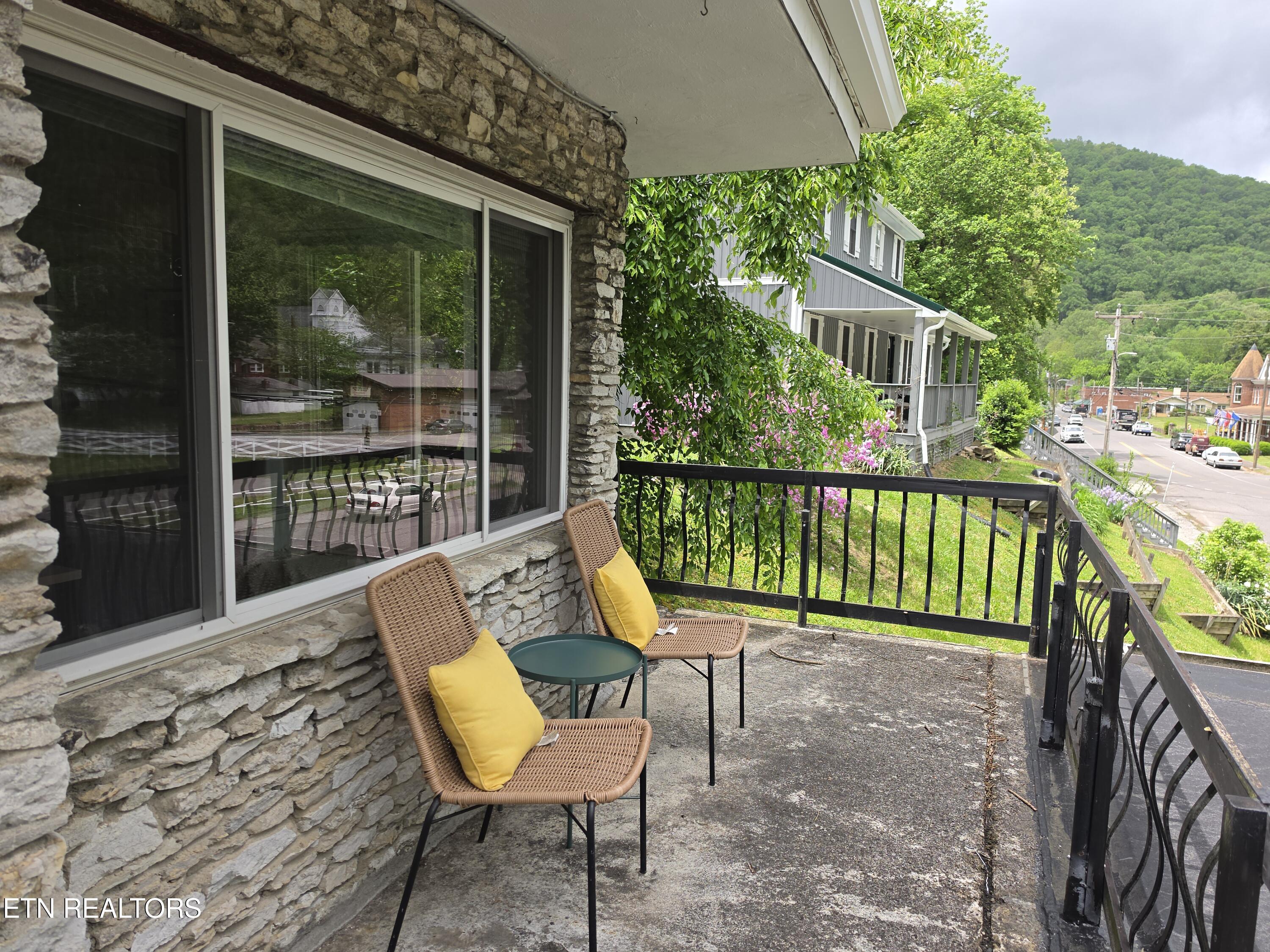 327 Colwyn Avenue Cumberland Gap TN 37724