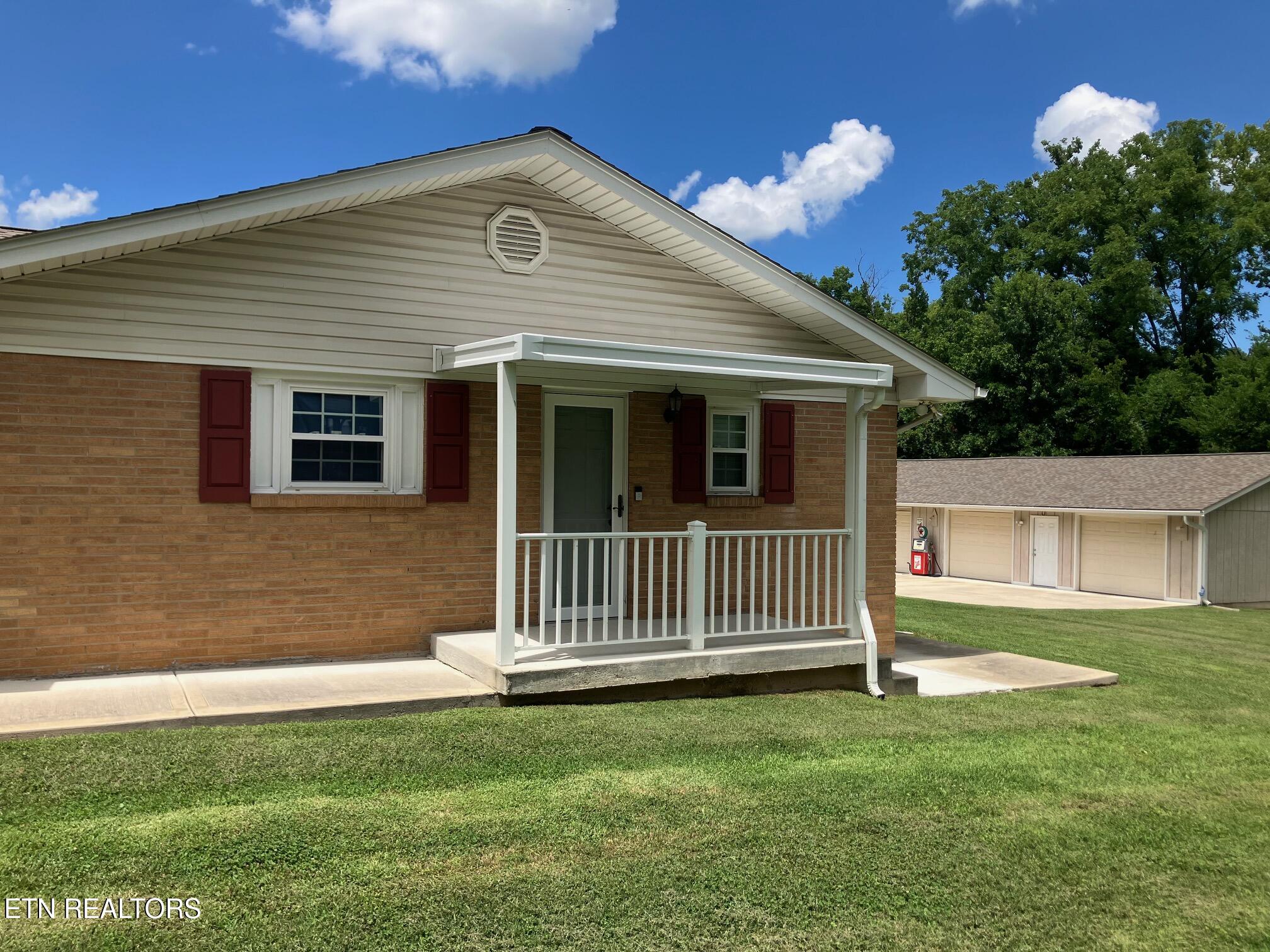 7004 Rollins Road Knoxville TN 37918