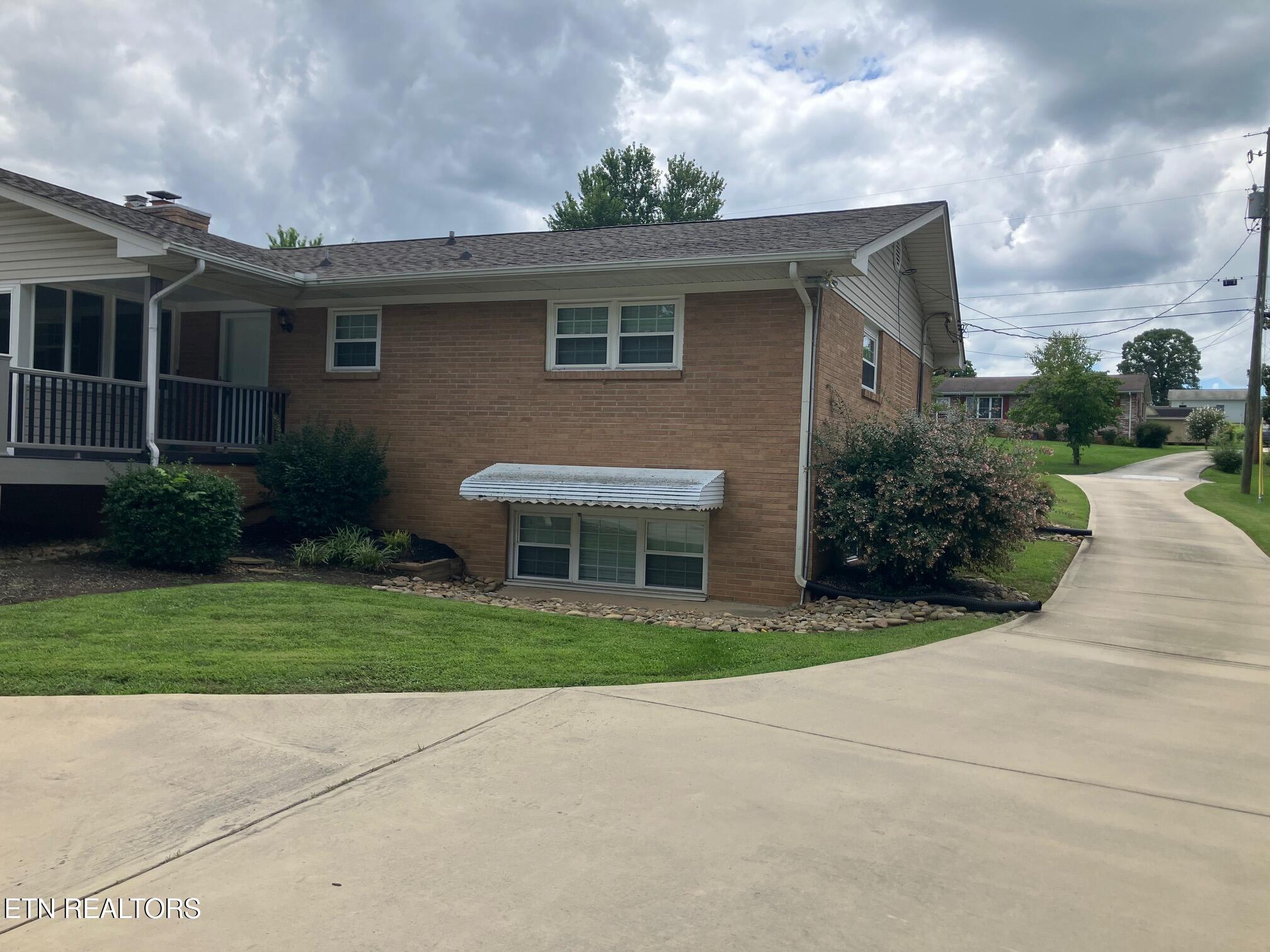 7004 Rollins Road Knoxville TN 37918