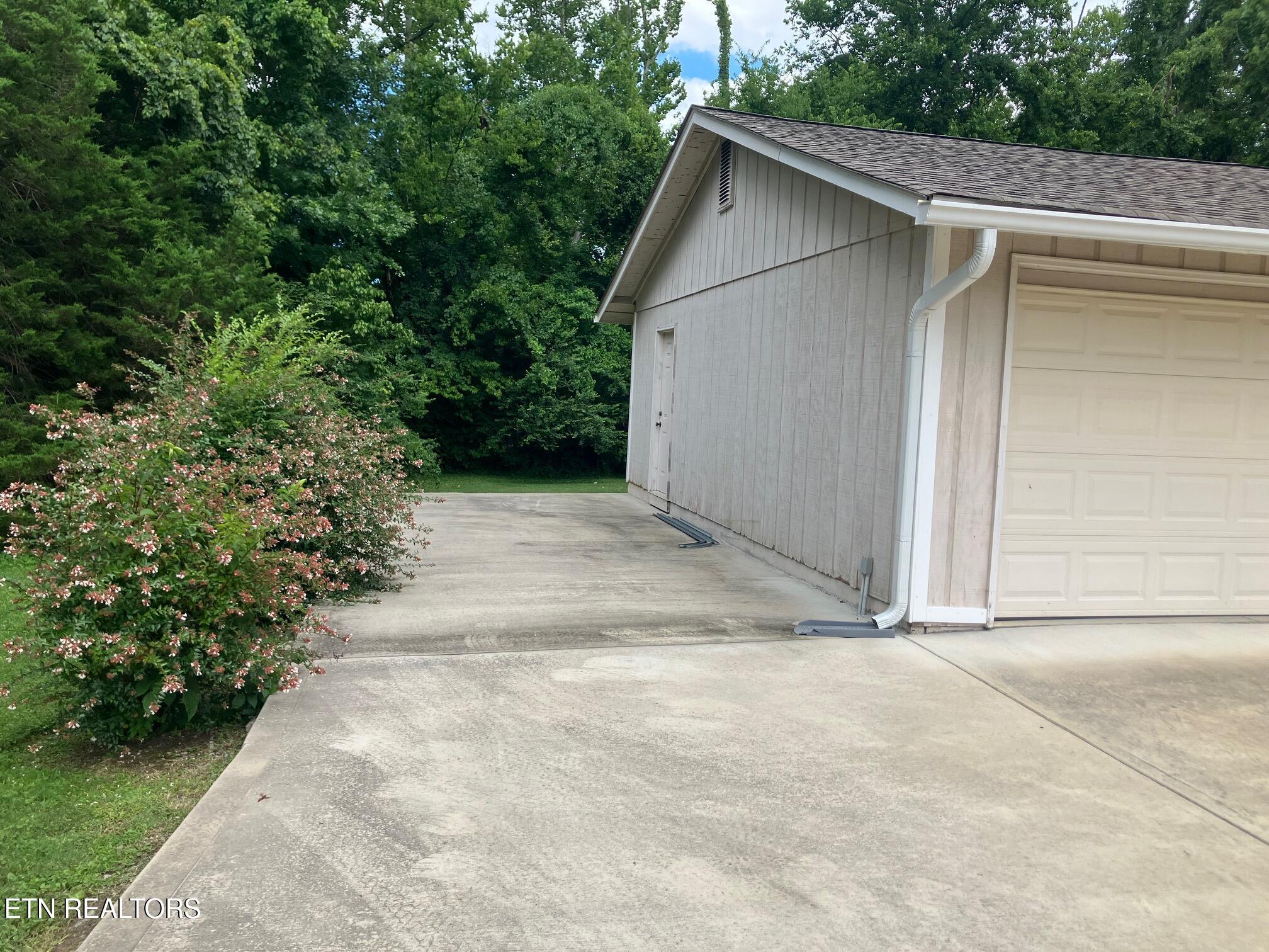 7004 Rollins Road Knoxville TN 37918