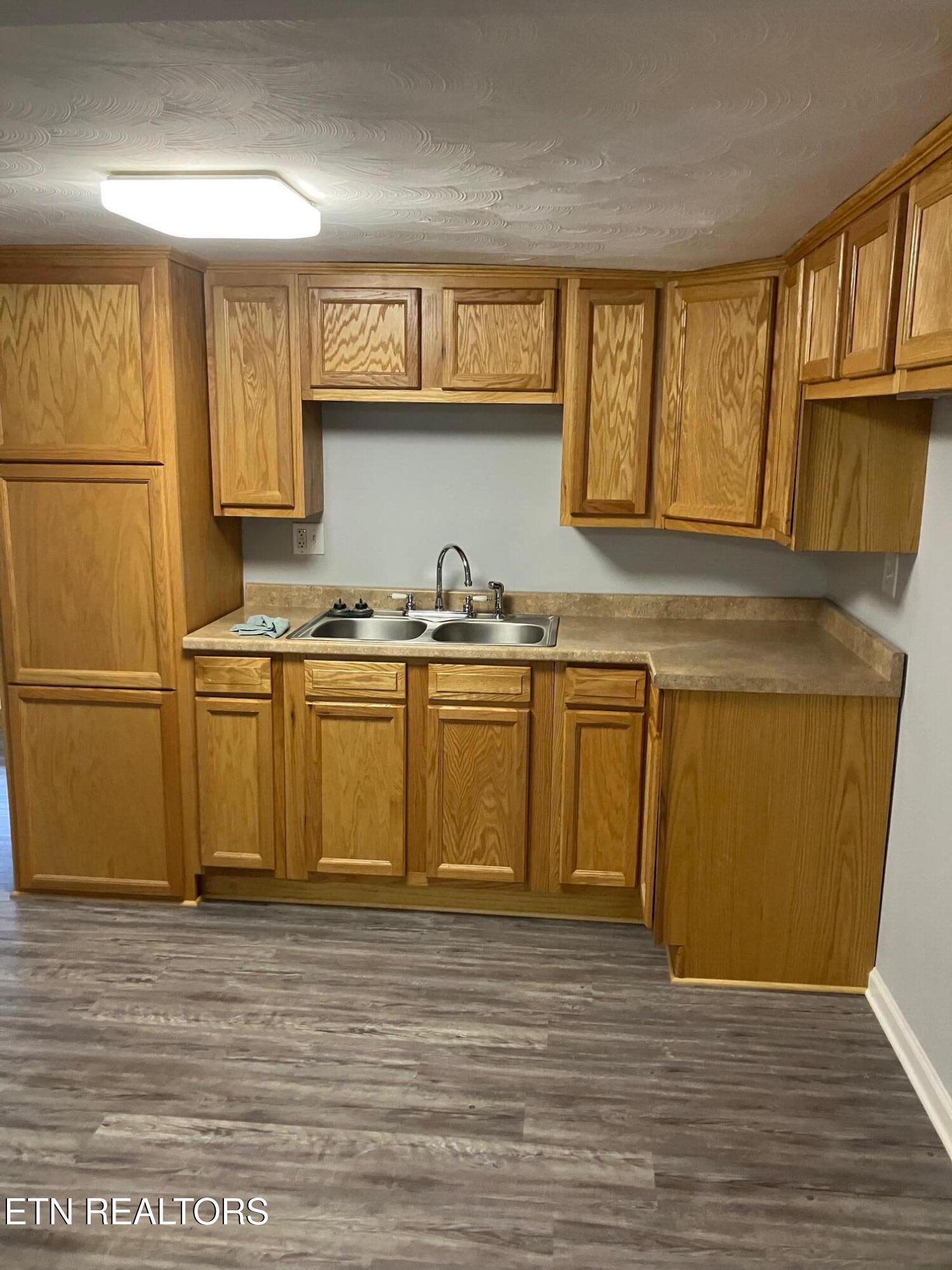7004 Rollins Road Knoxville TN 37918