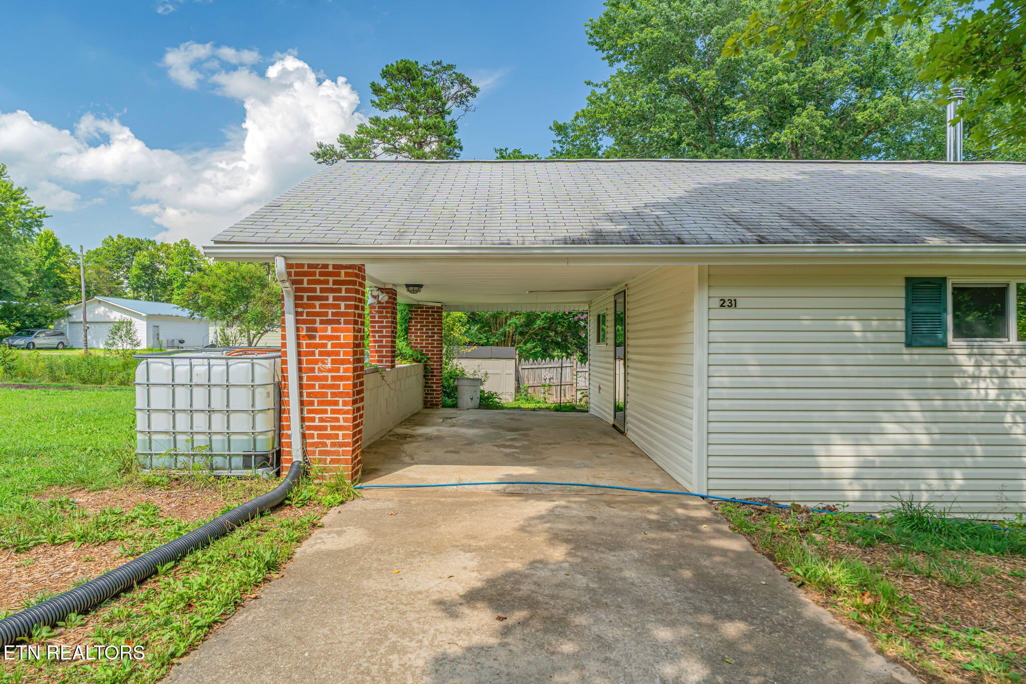 231 Wright Road Oliver Springs TN 37840