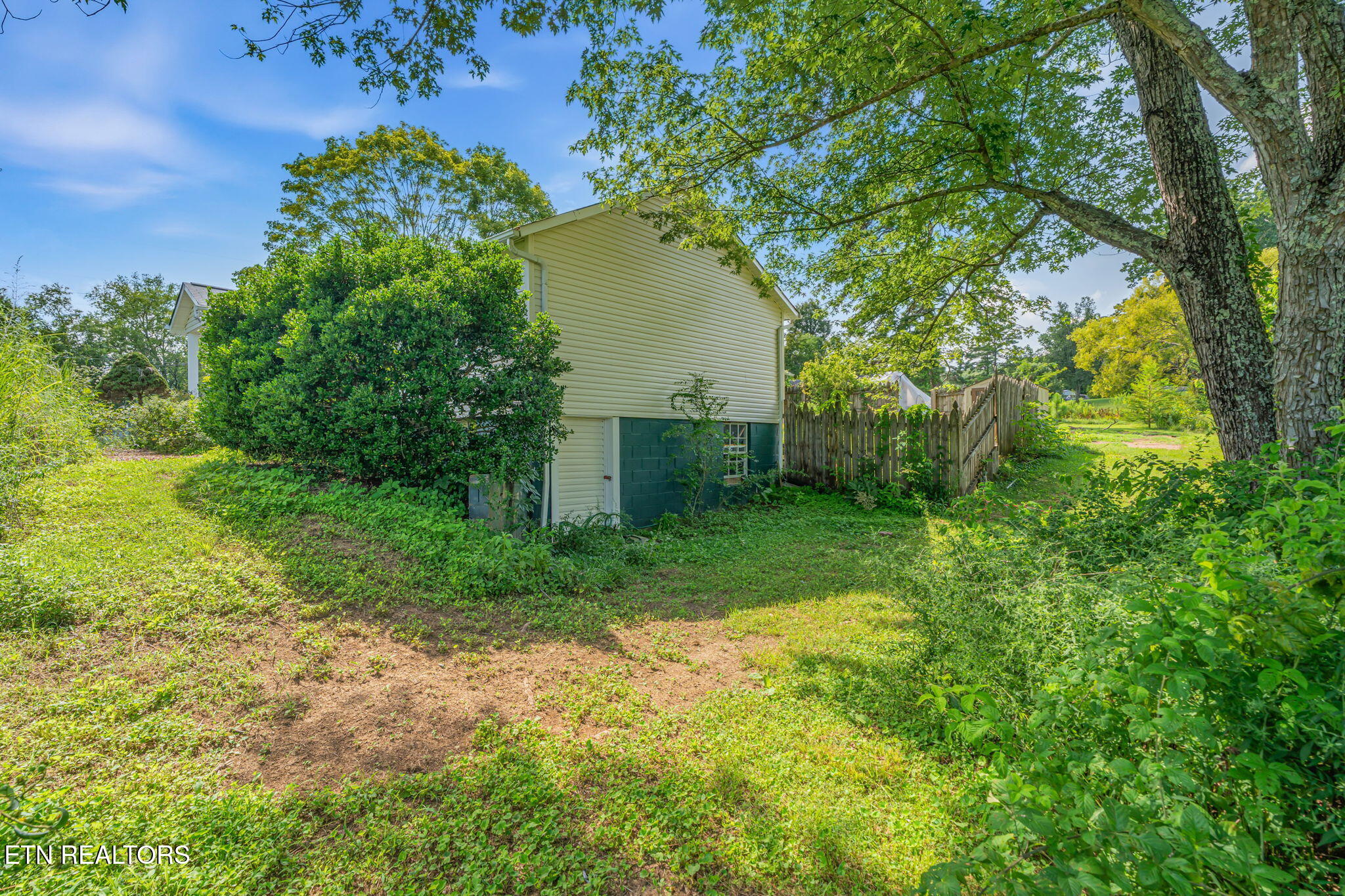 231 Wright Road Oliver Springs TN 37840