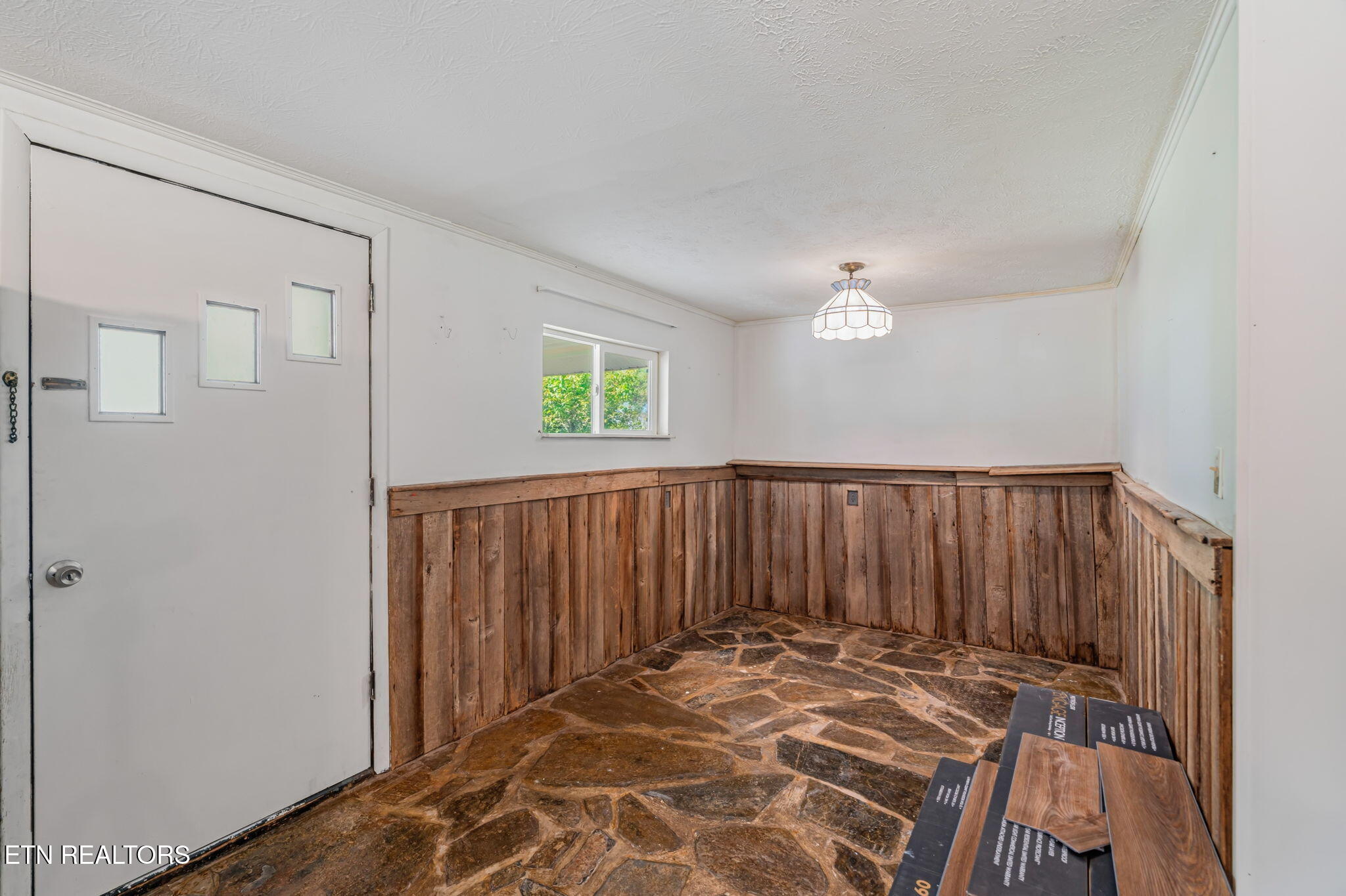 231 Wright Road Oliver Springs TN 37840
