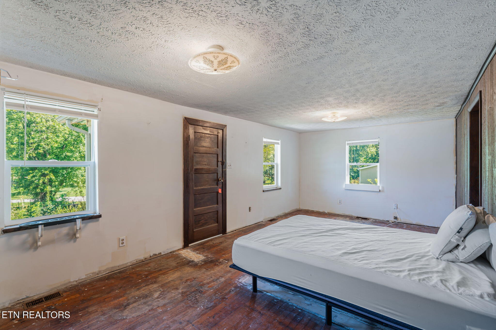231 Wright Road Oliver Springs TN 37840